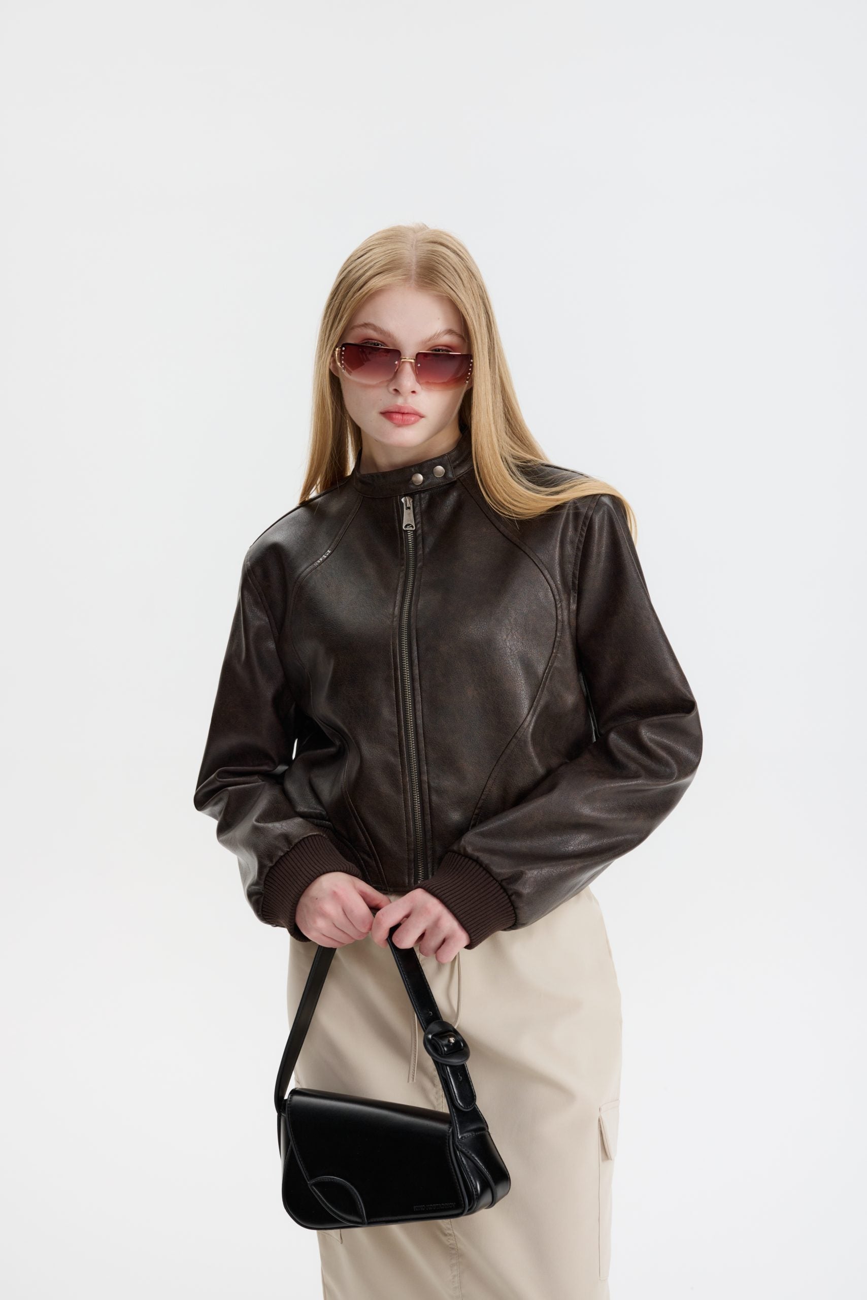 Luksusowa krótka skórzana kurtka