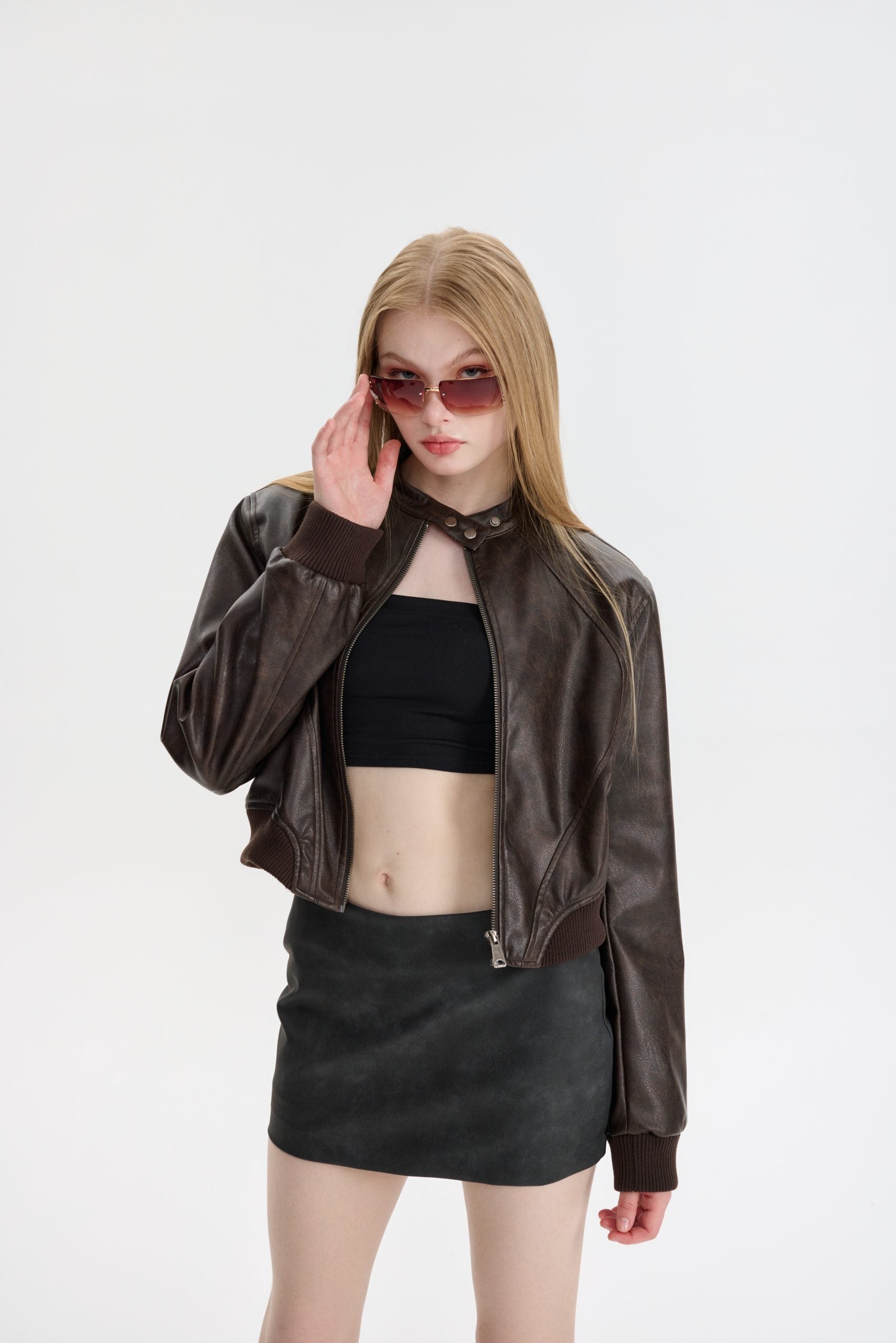 Luksusowa krótka skórzana kurtka