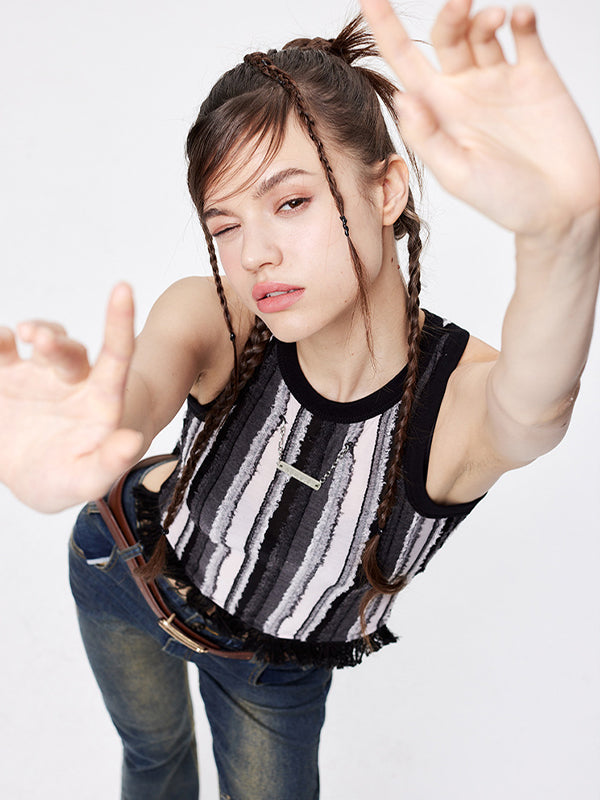 Teksturowany Top Bez Rękawów Z Paskami