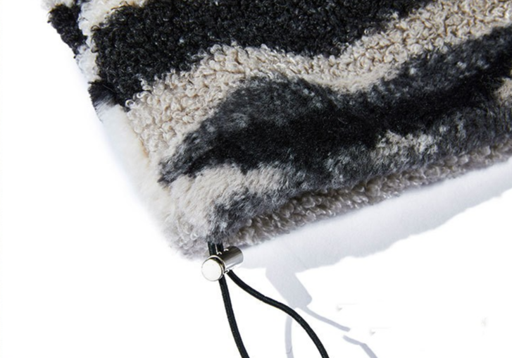 Puszysta kurtka tygrysia