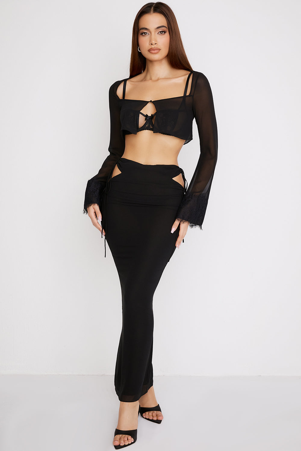 Krótki top z wyciêtą spódnicą maxi