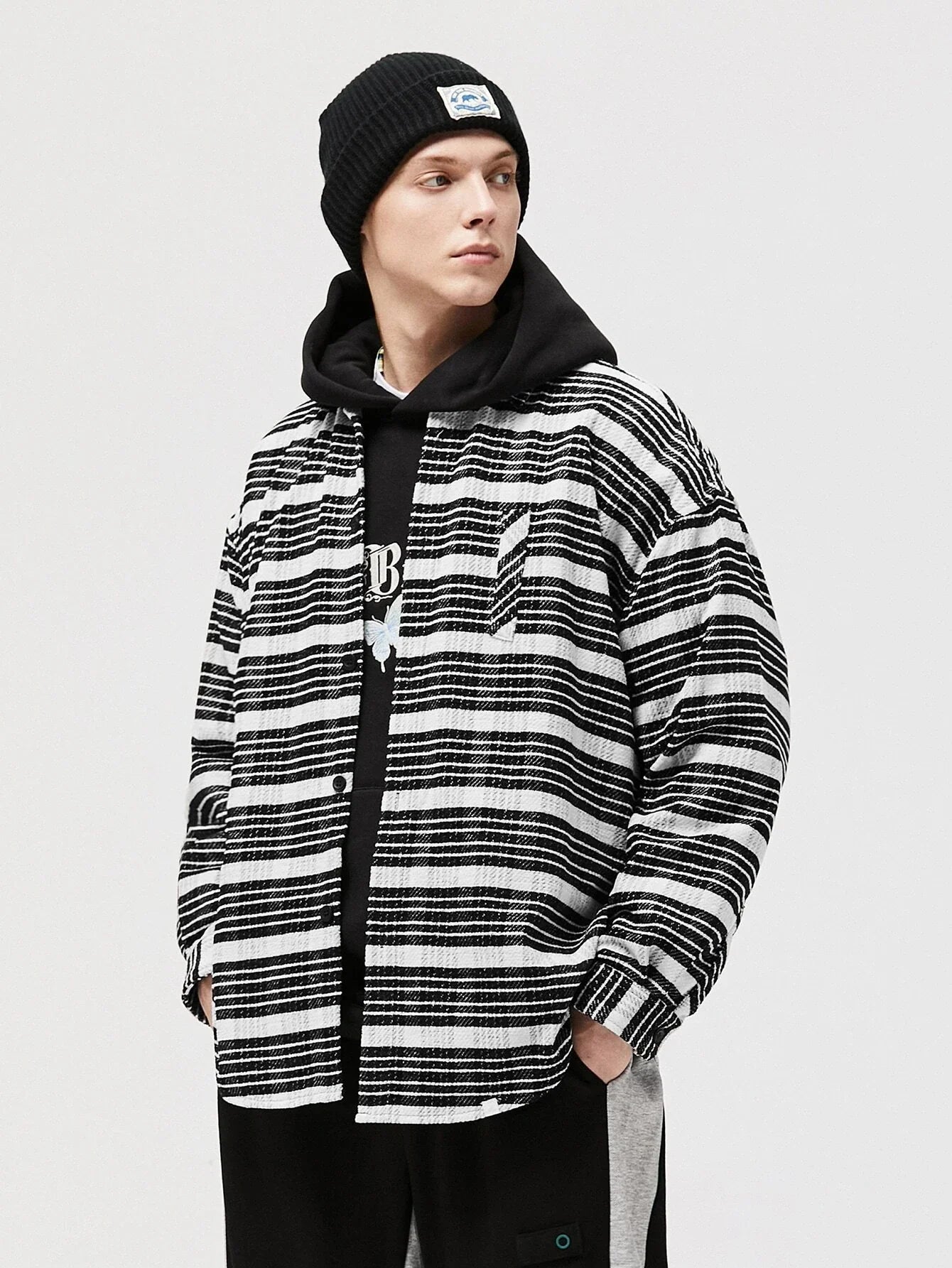 Lekka kurtka w kratkê