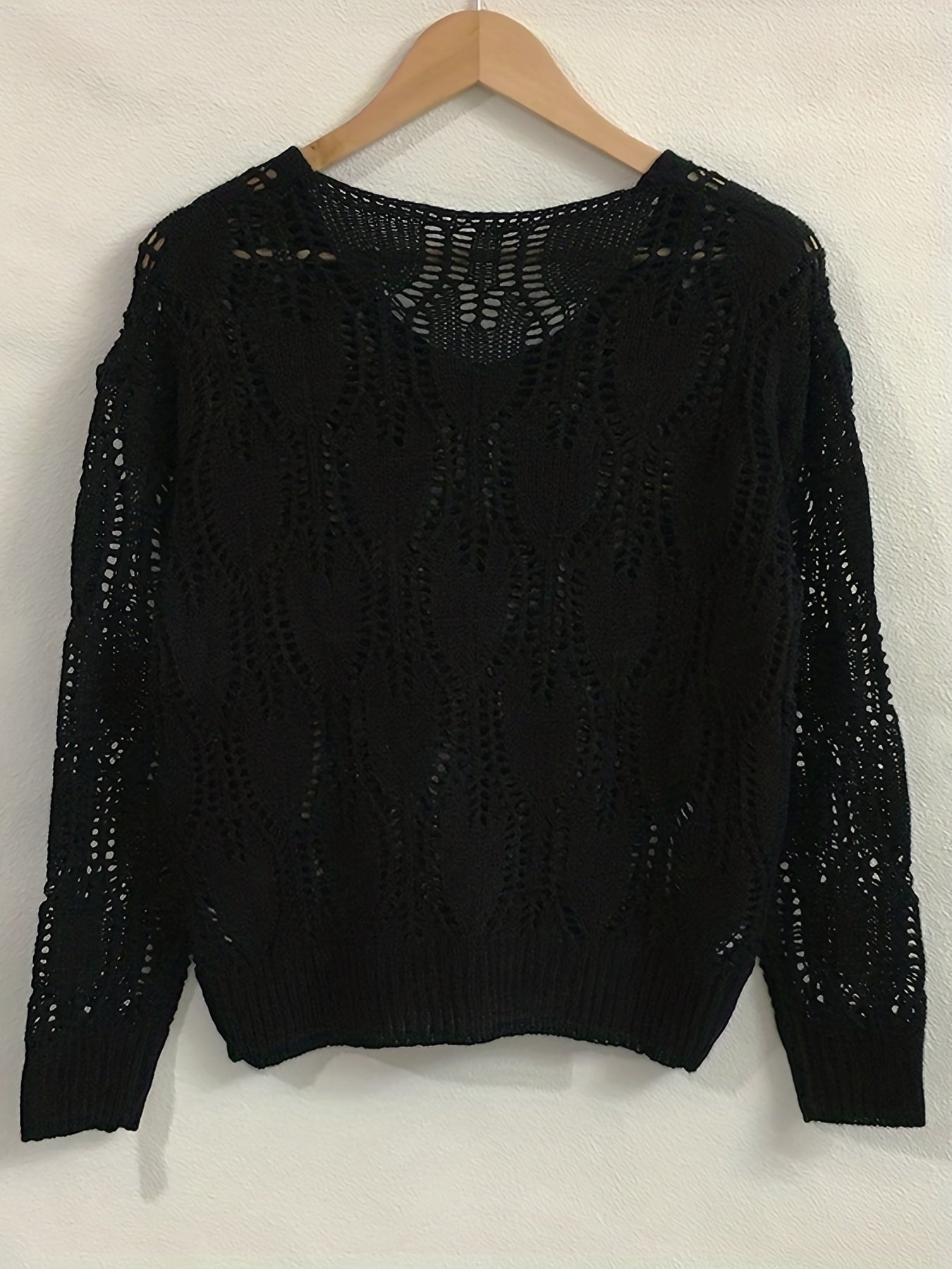 Sweter z dekoltem w ksztaęcie litery V i wyciêciem