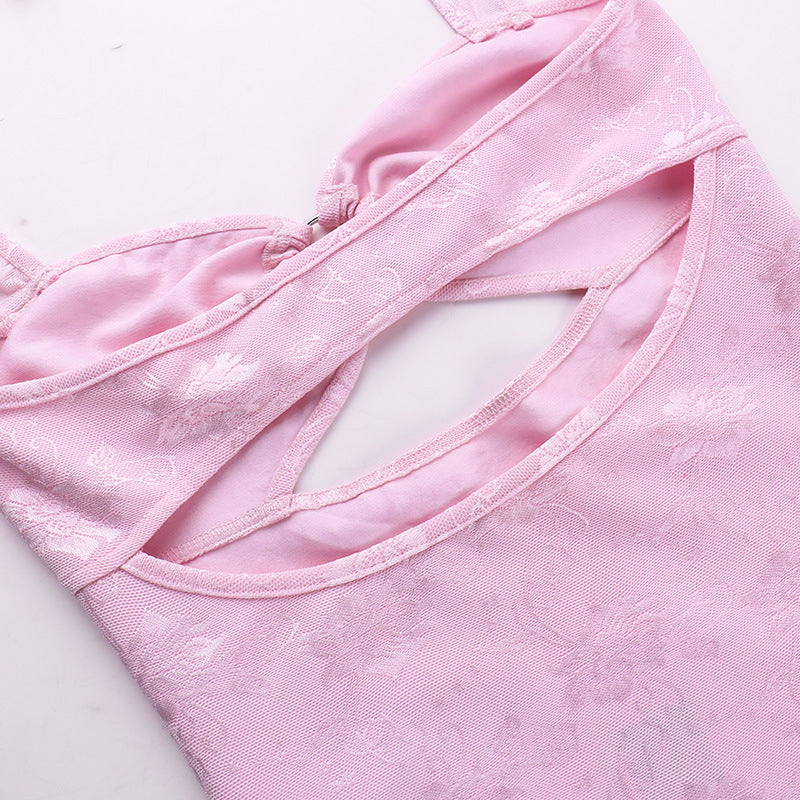 Sukienka mini z rozciêciem w kolorze pudrowego różu