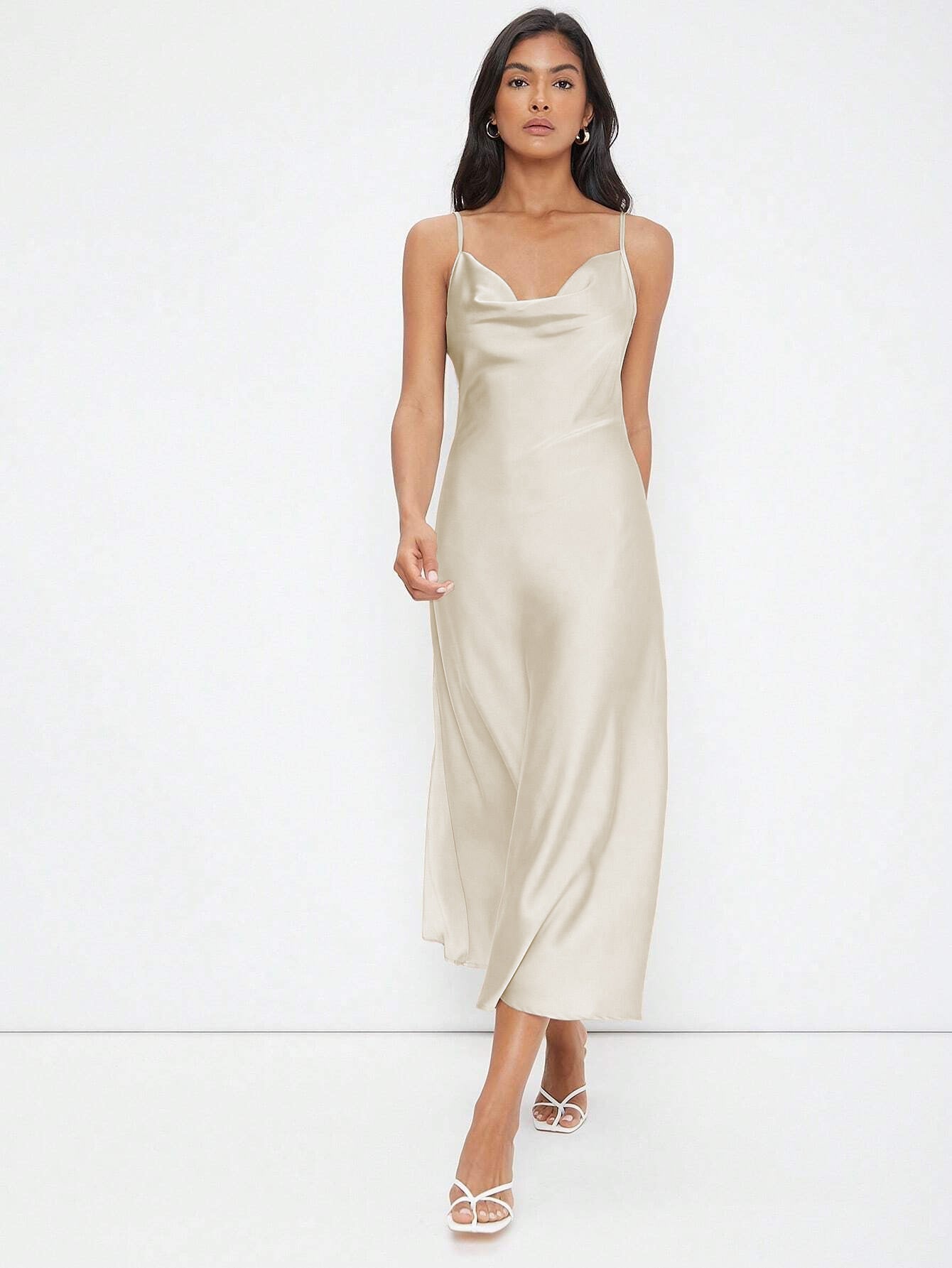 Casualowa, satynowa sukienka maxi