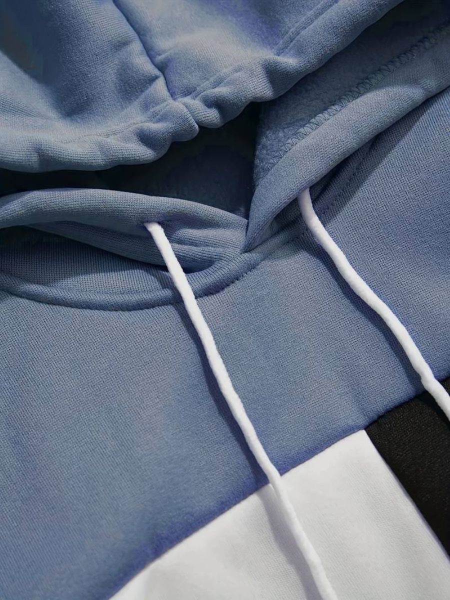 bluza z kapturem i joggery ze sznurkiem