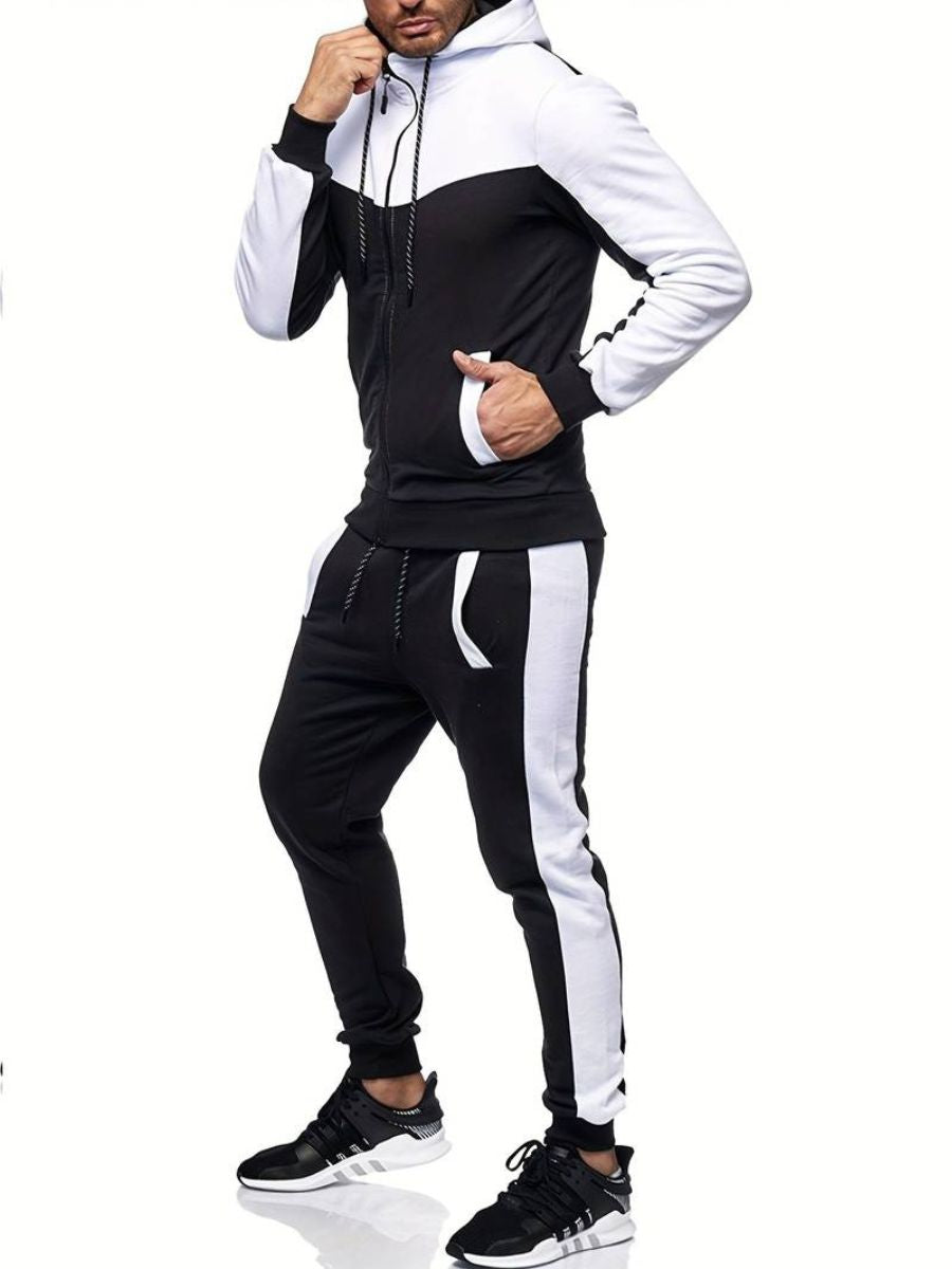 bluza z kapturem i spodnie dresowe
