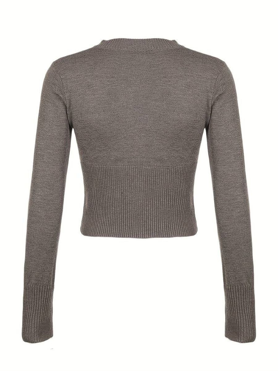 sweter i spodenki zapinane na guziki