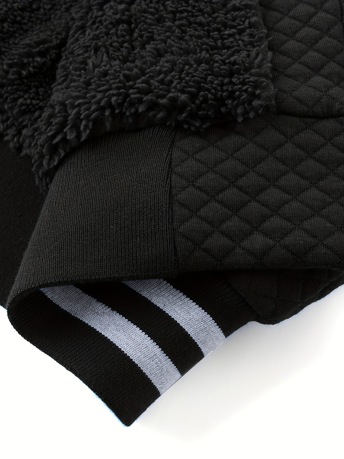 Mêska bluza z kapturem o strukturalnym kroju