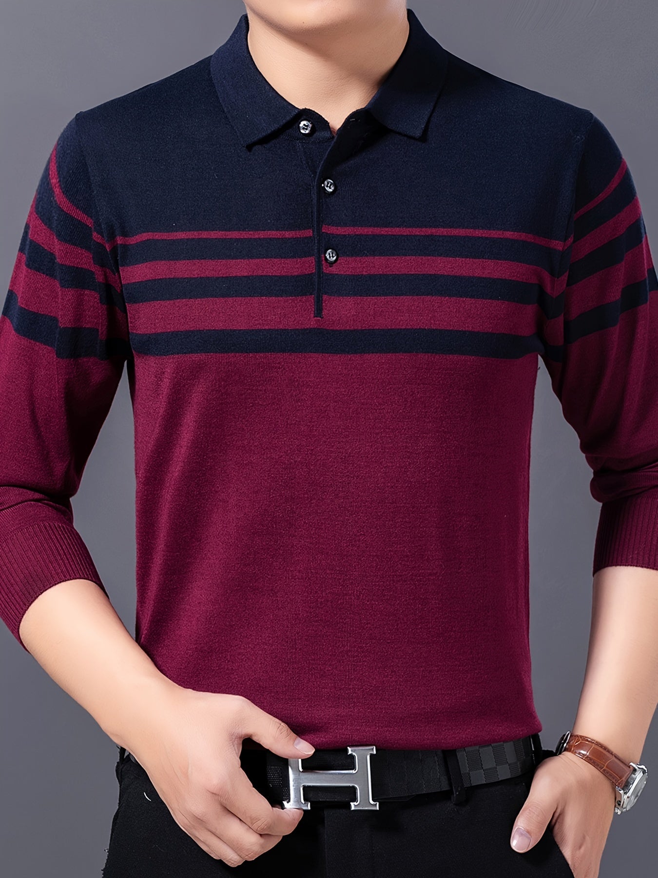 Stylowy sweter mêski w paski z klapami