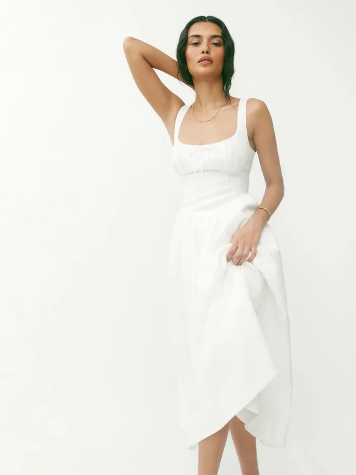 Biała długa sukienka letnia