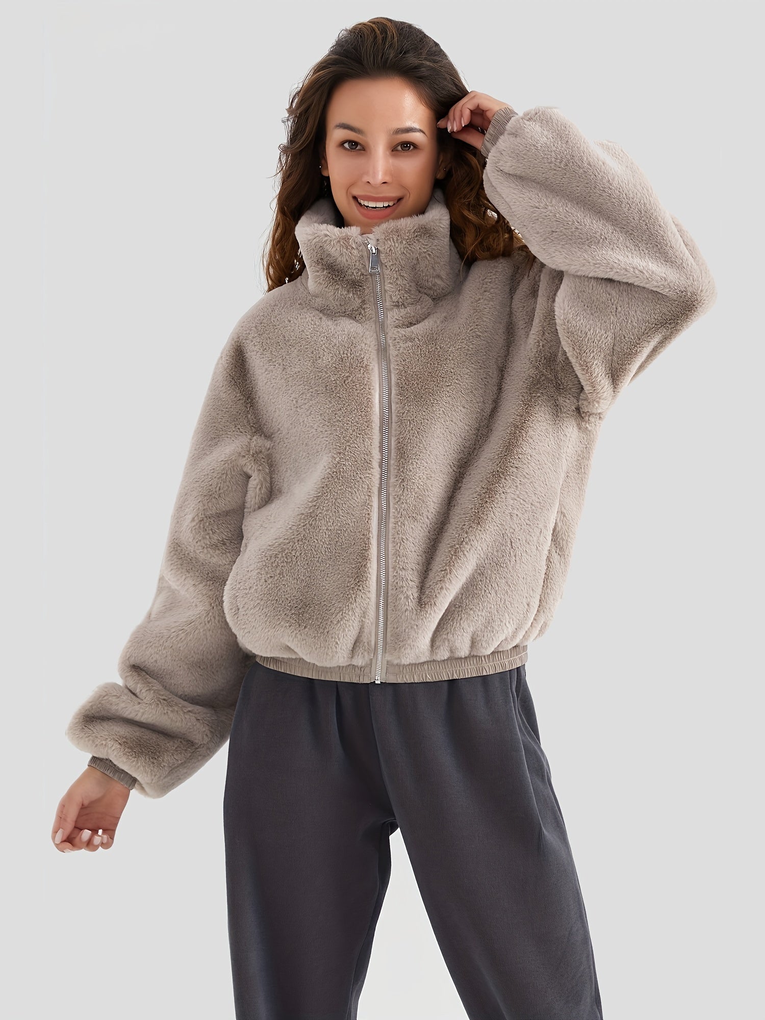 Kurtka ze sztucznego futra ze stójką