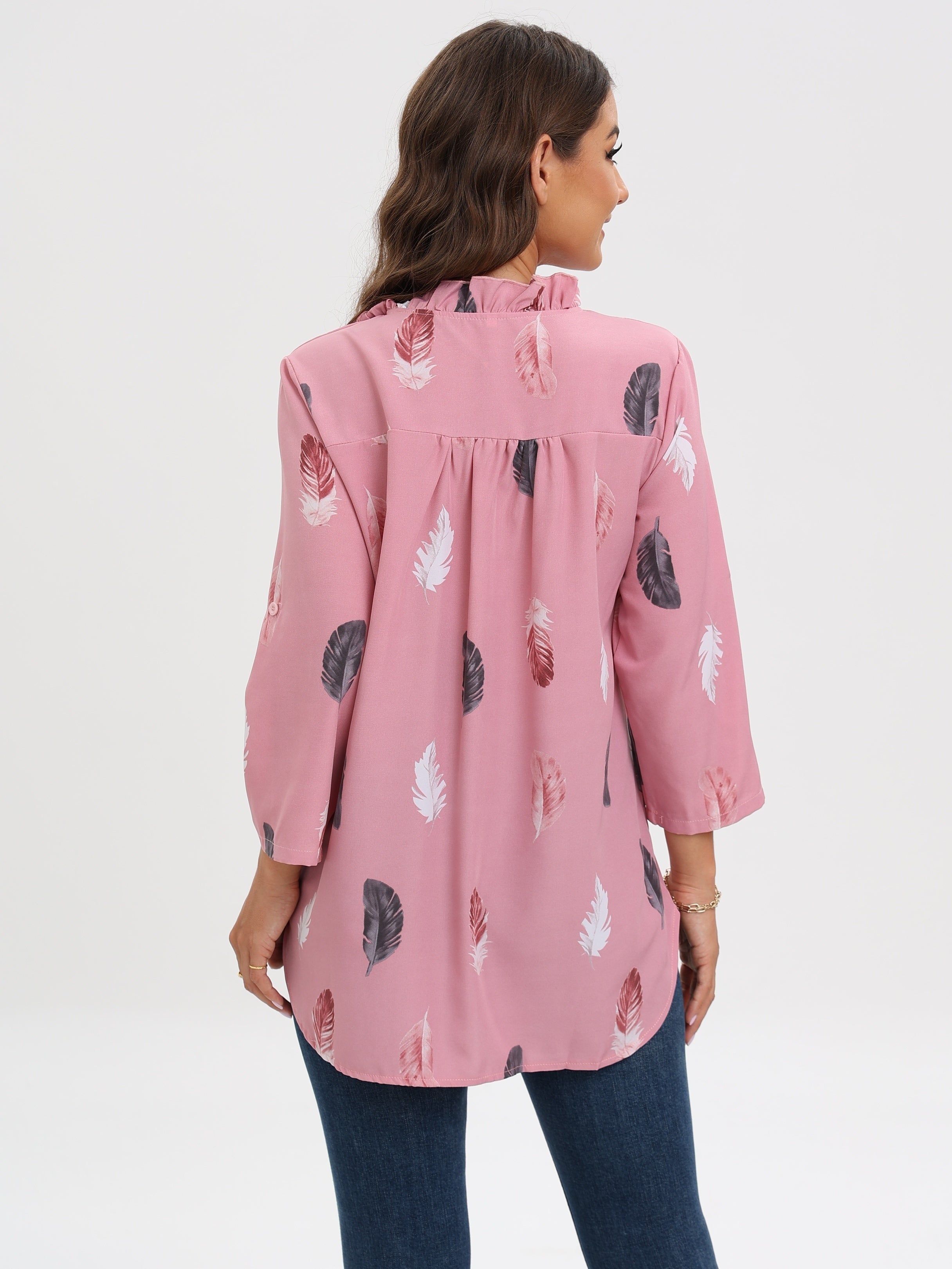 Bluzka z wyciêciem pod szyją i nadrukiem piór