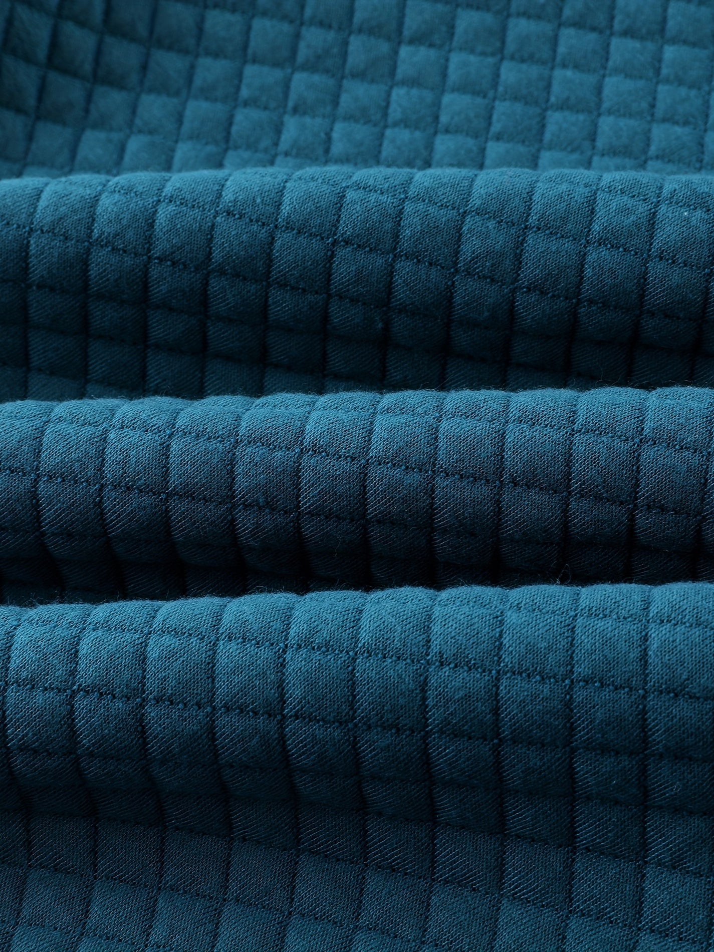 Mêska bluza z kapturem o strukturalnym kroju