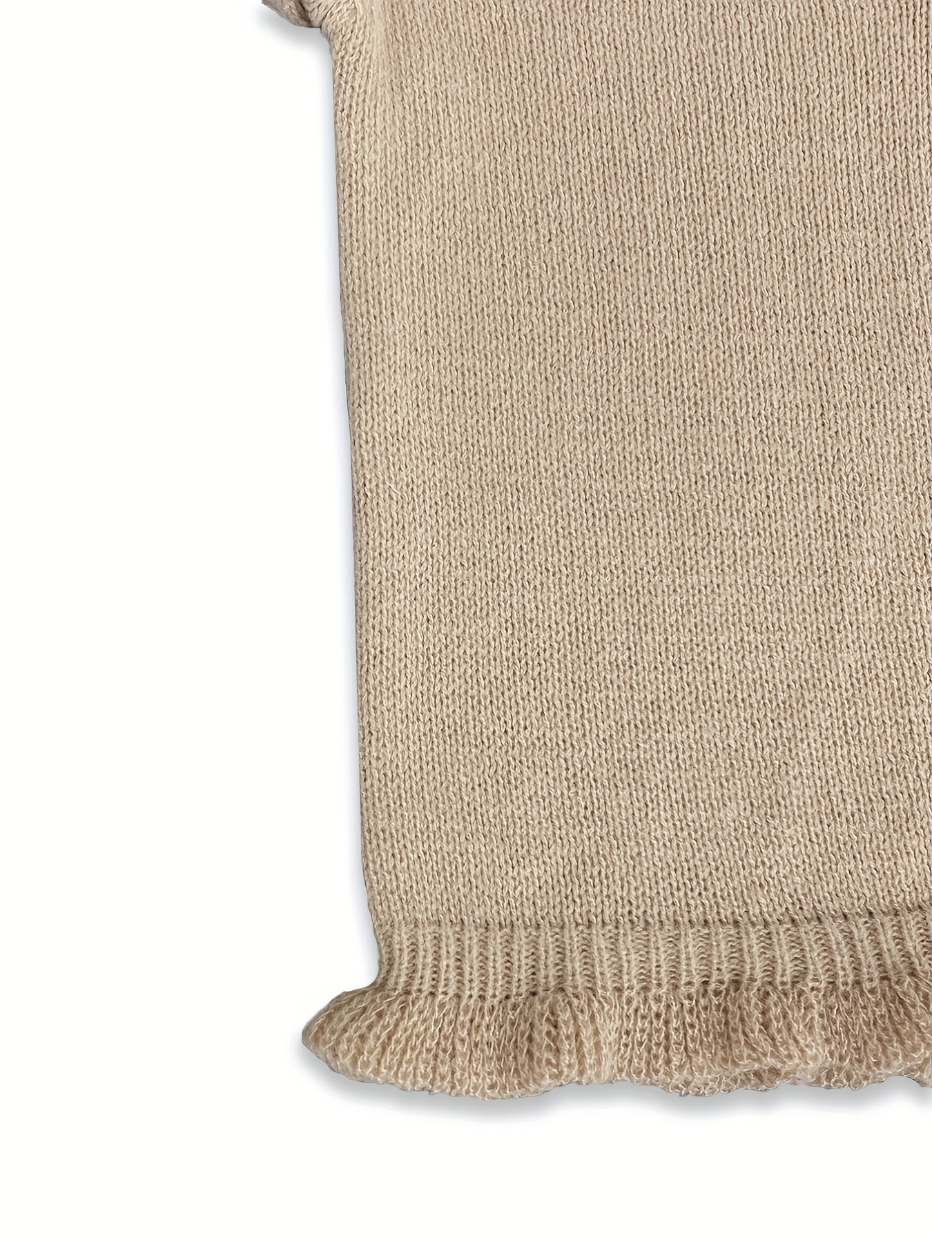 Sweter z dekoltem w ksztaęcie litery V i falbankami u doęu zapinanymi na guziki