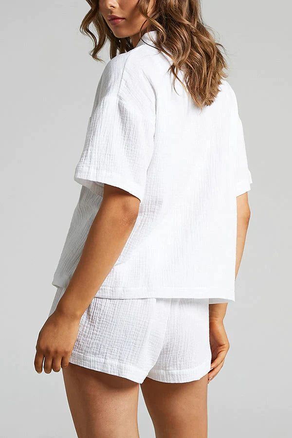 Damski zestaw luŸnej koszulki i spodenek w paski