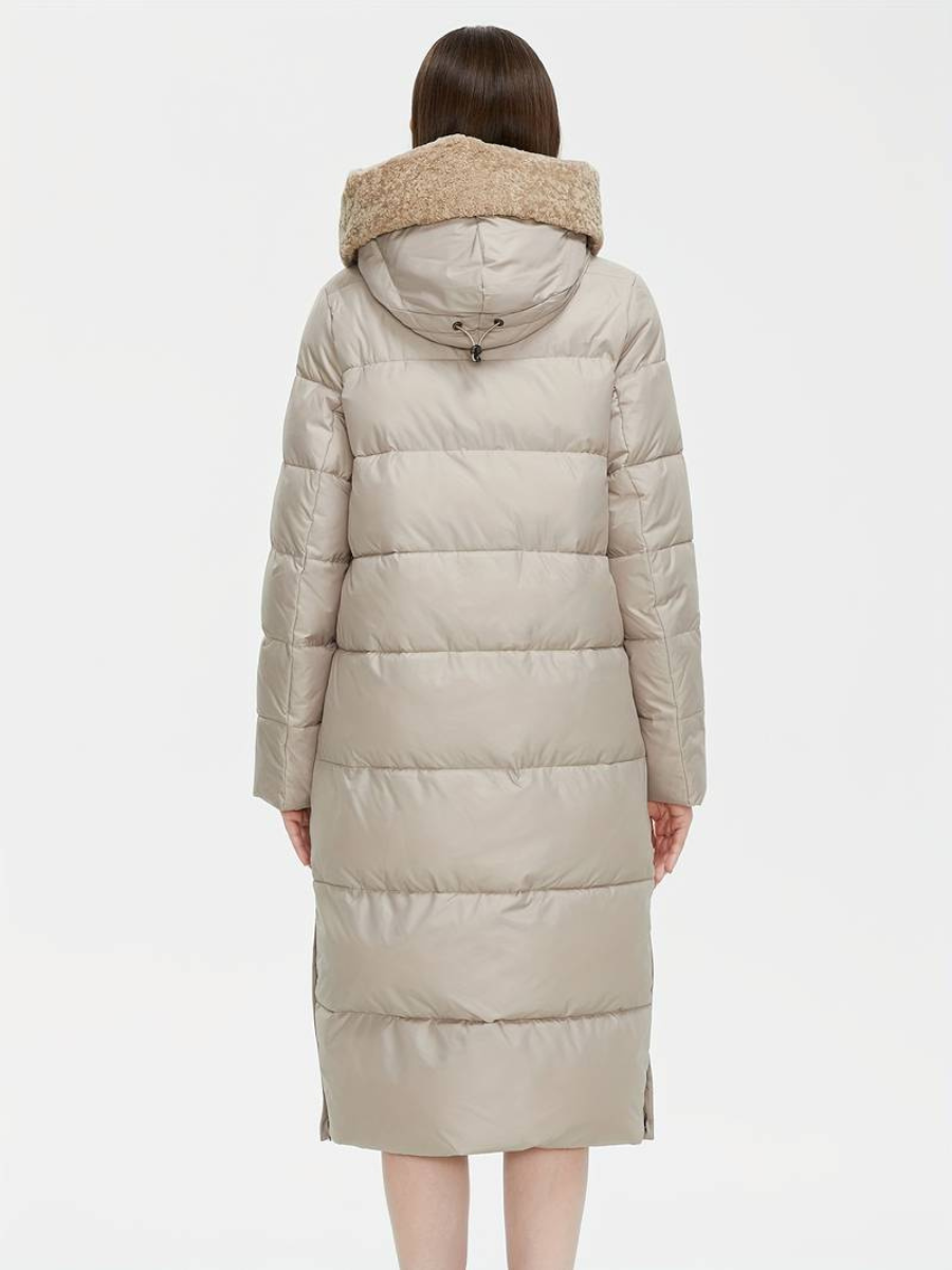 dęuga puszysta kurtka zapinana na zamek