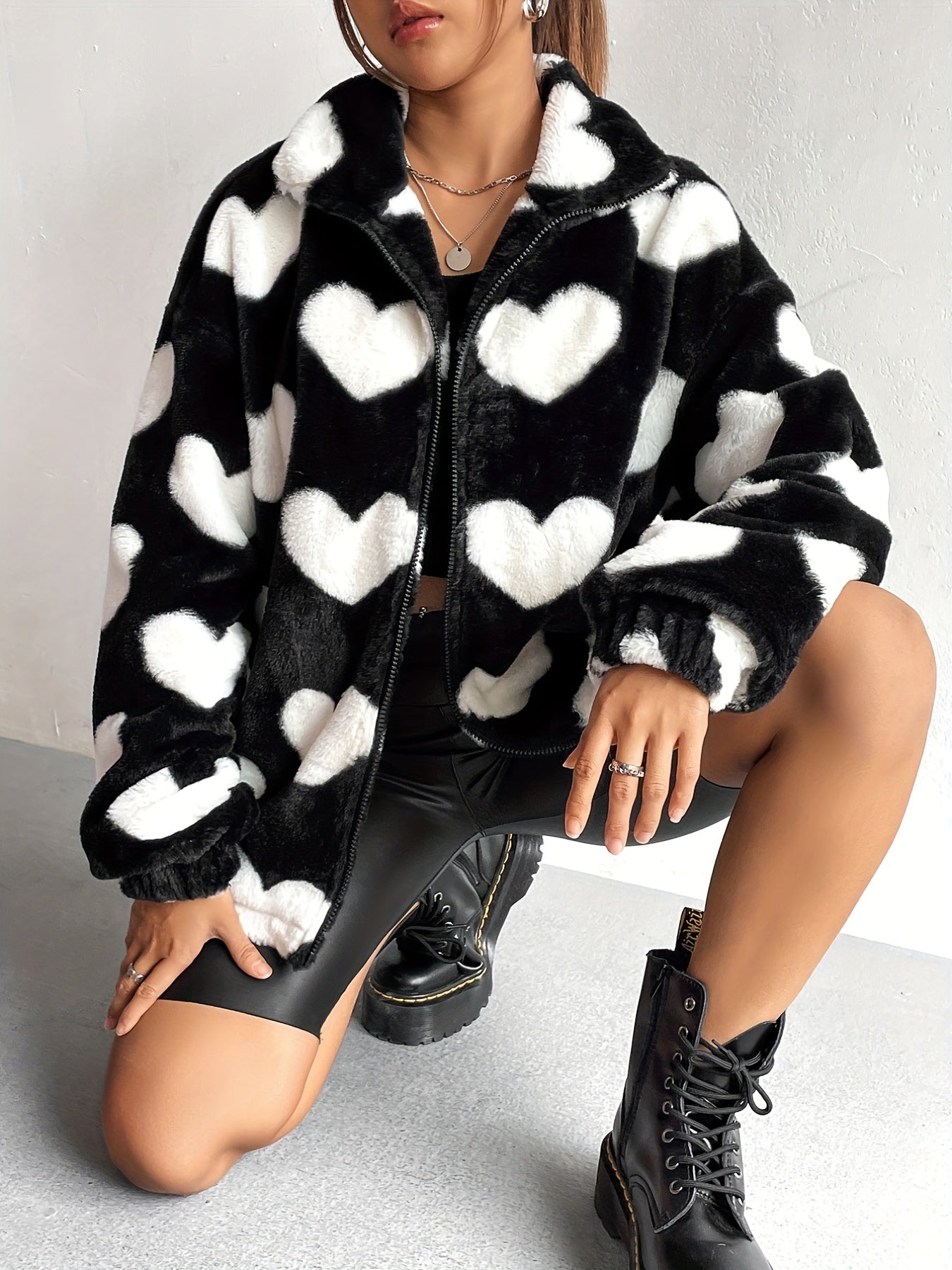 Kurtka z motywem serca