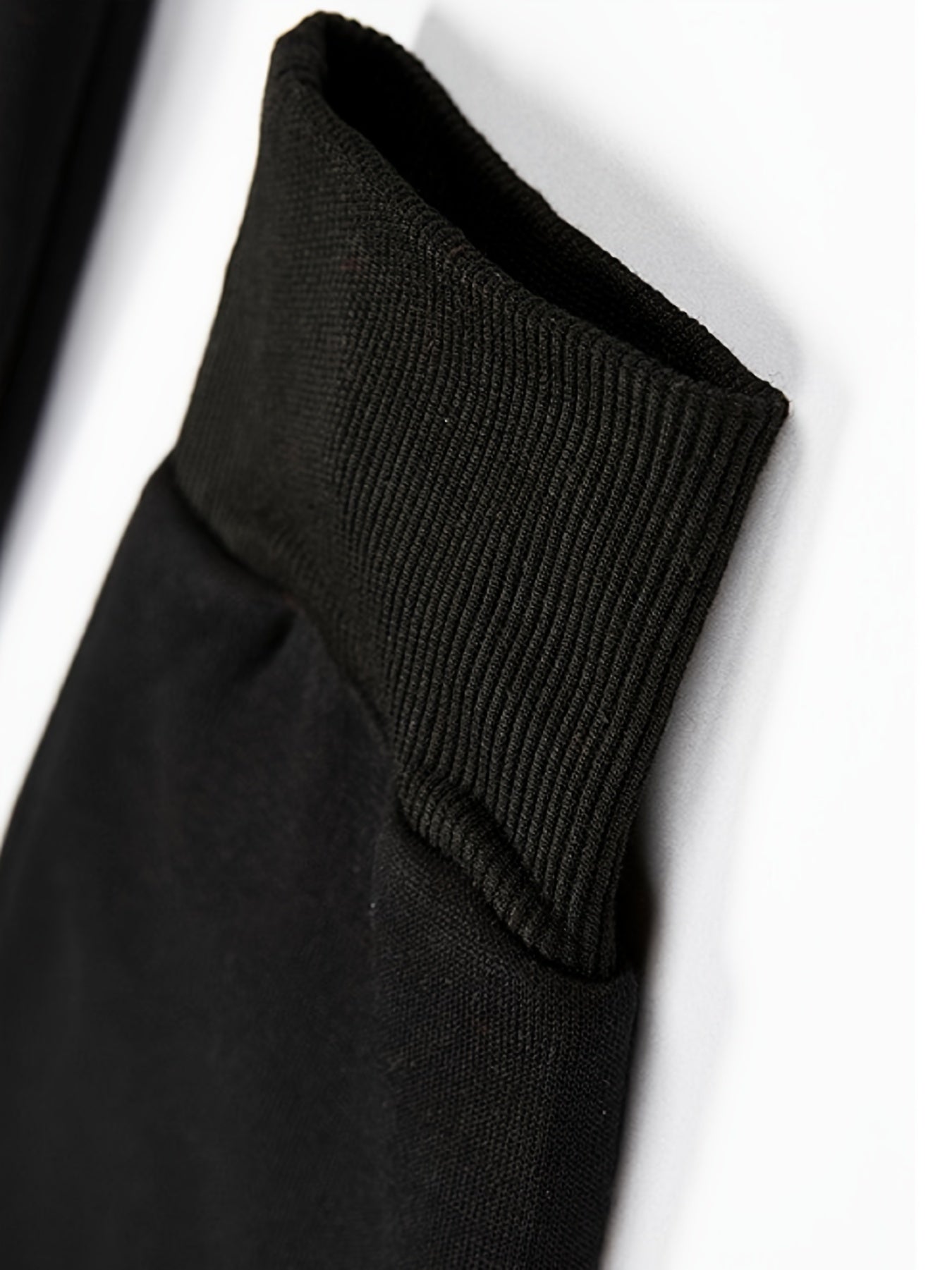 Bluza z kapturem w kamuflażu
