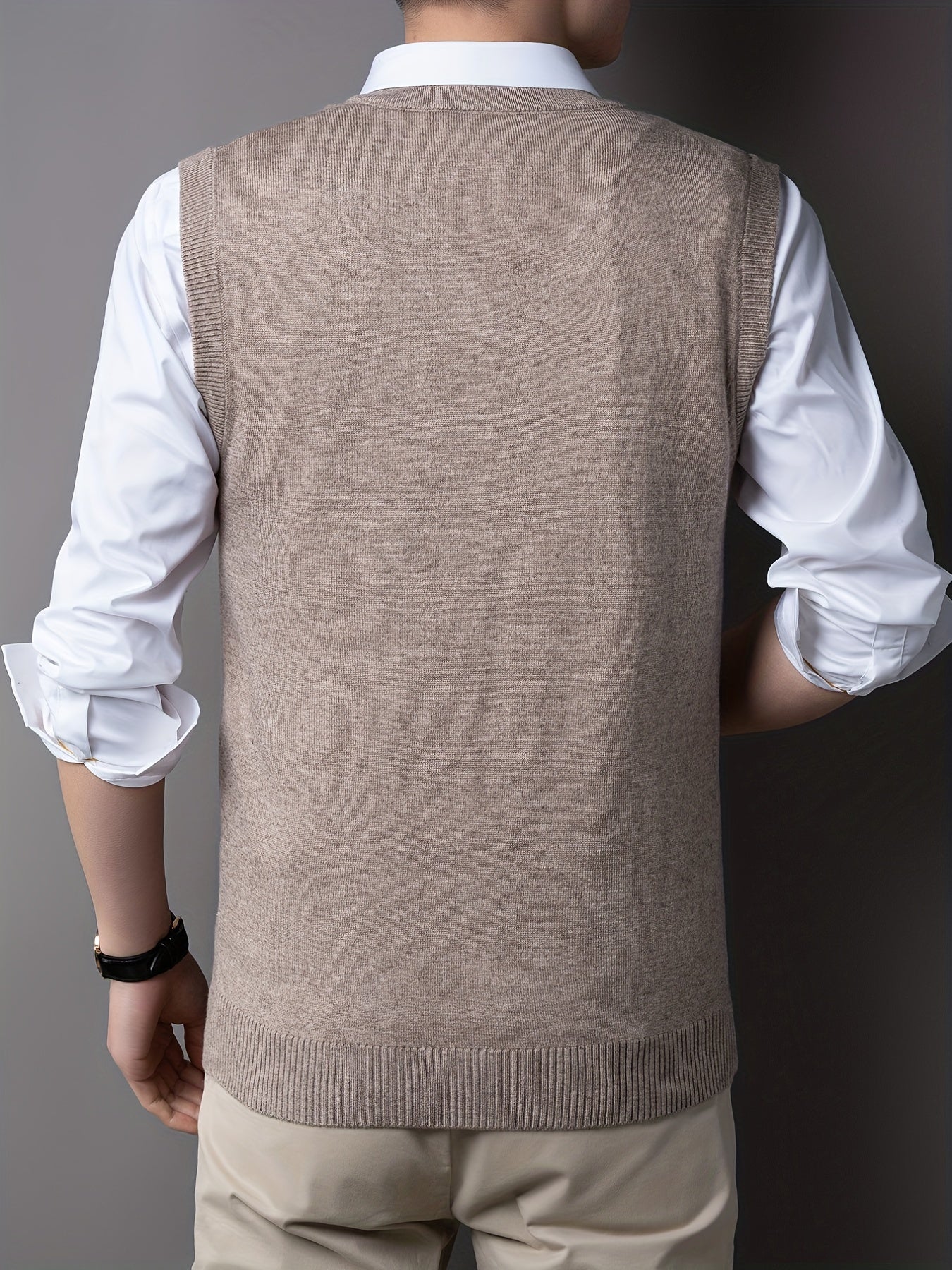 Mêski sweter z dzianiny bez rêkawów