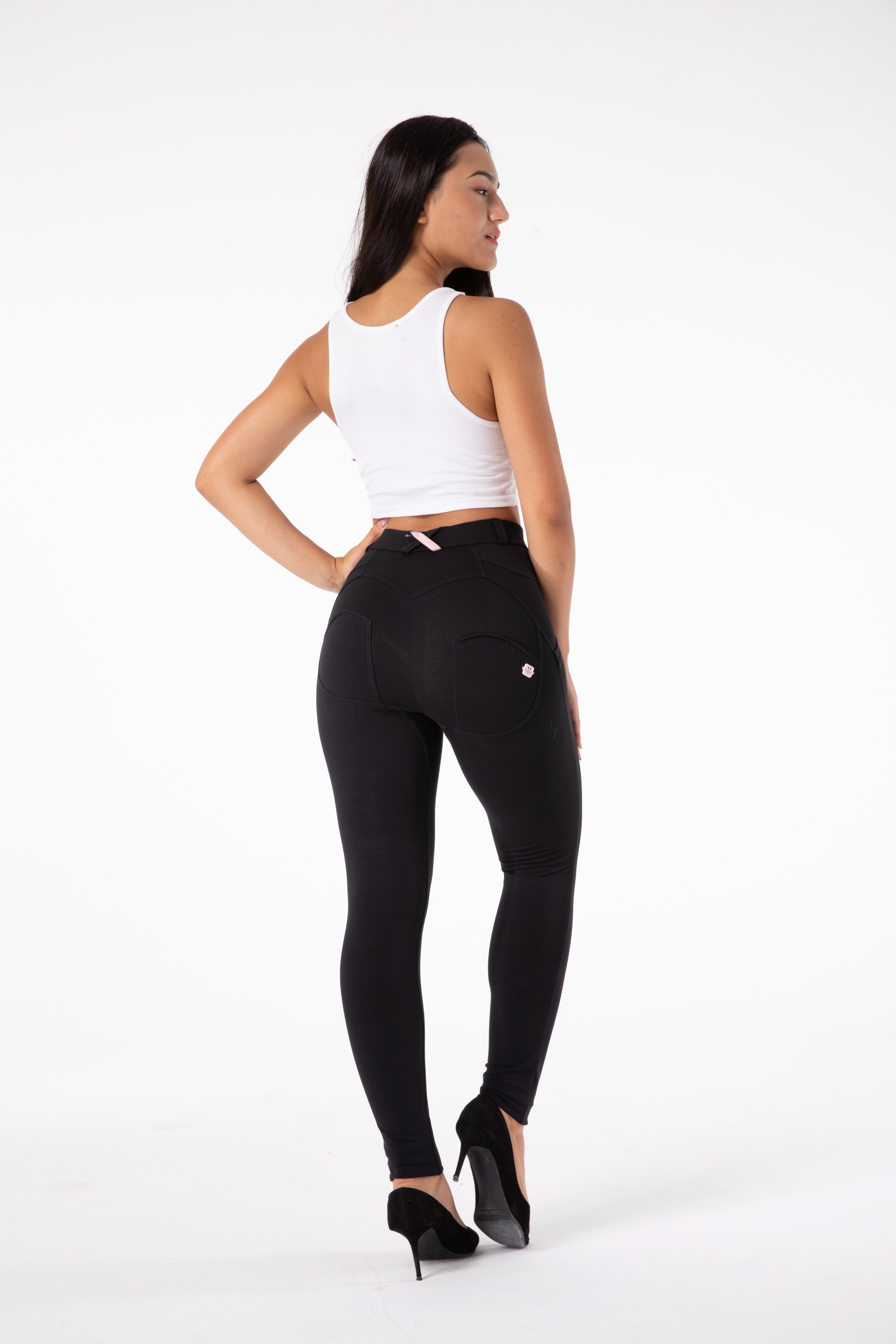 Czarne, obcisęe, obcisęe spodnie