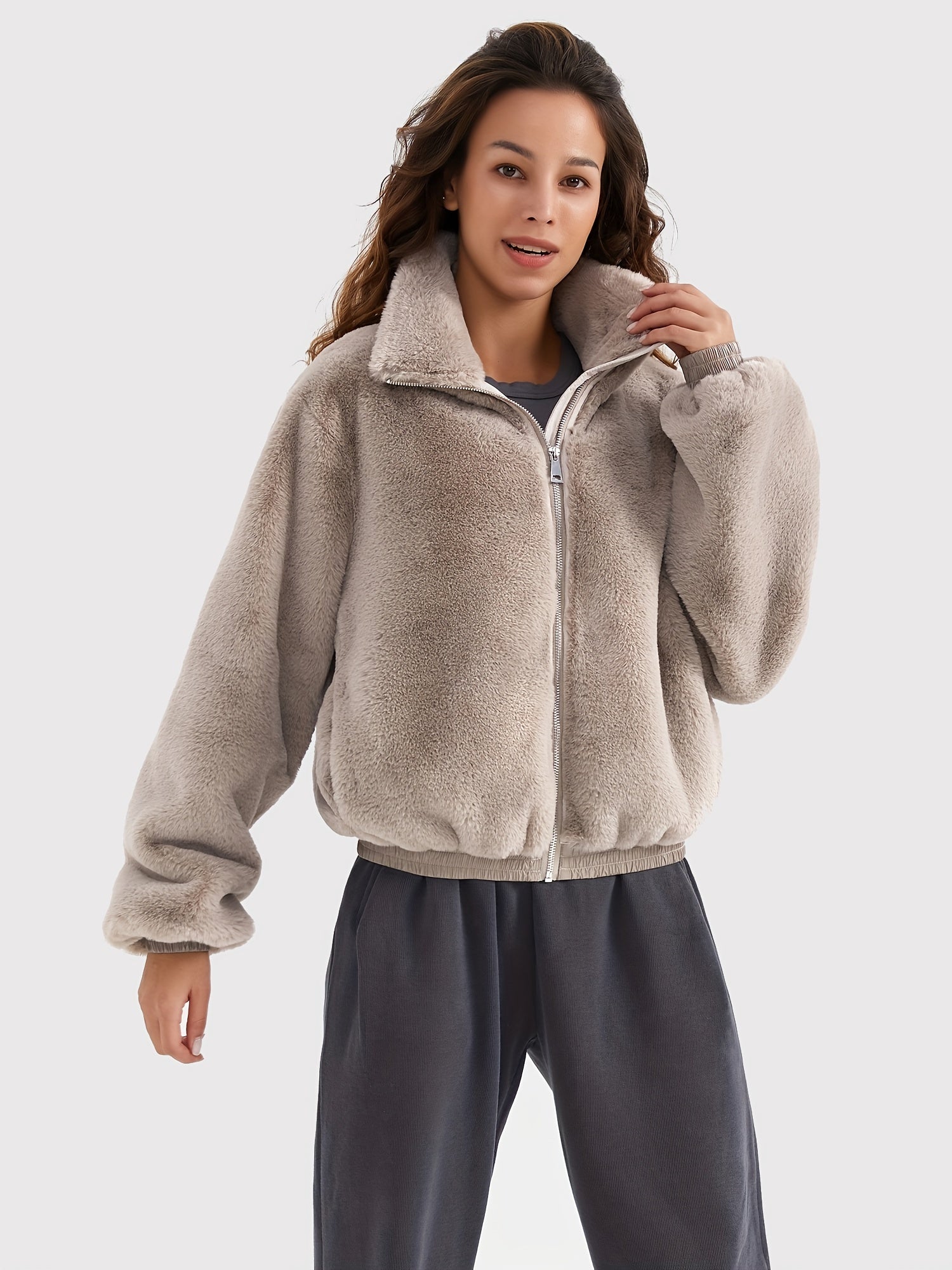 Kurtka ze sztucznego futra ze stójką