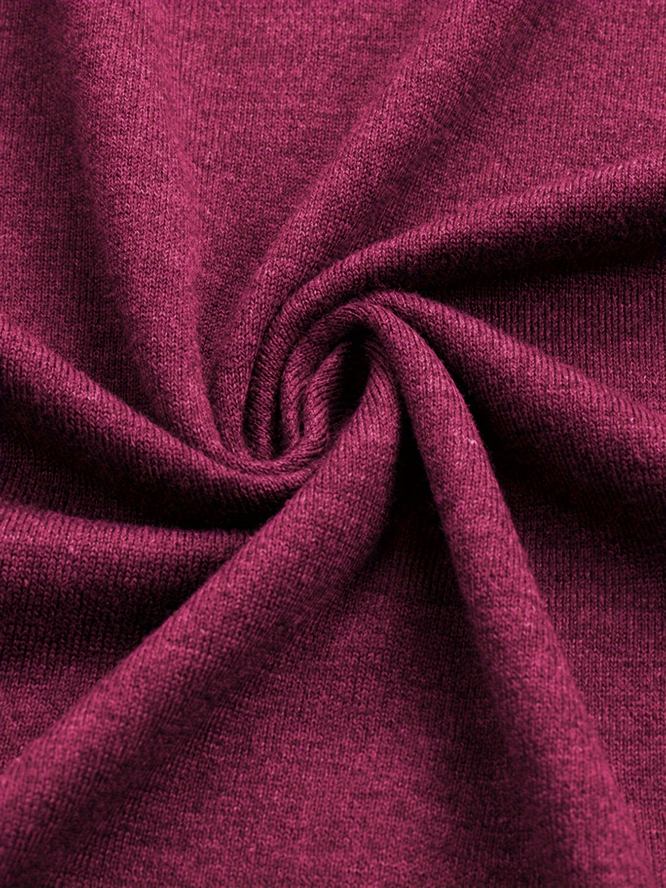 Stylowy sweter mêski w paski z klapami