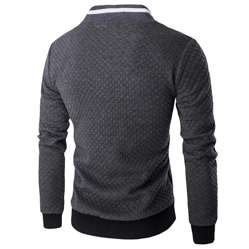Strukturalny sweter zapinany na zamek