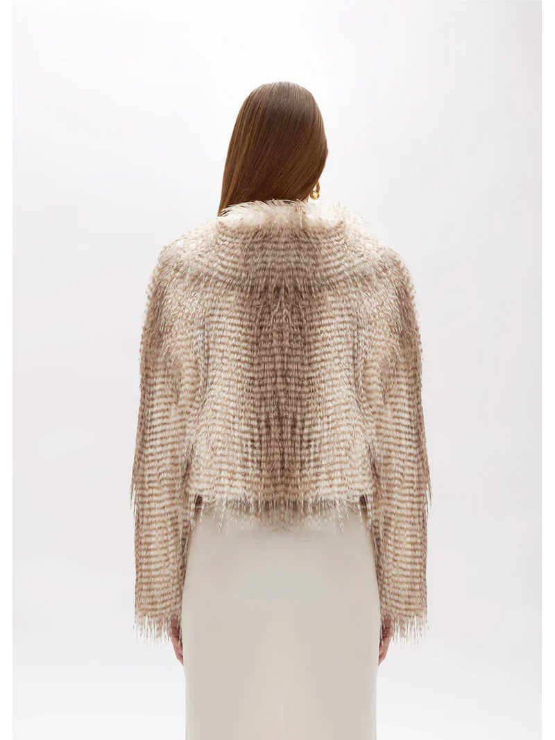 Kurtka z futra pawia