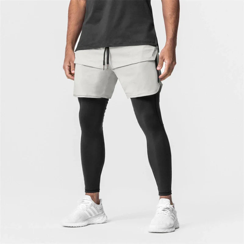 Sportowe luŸne spodenki