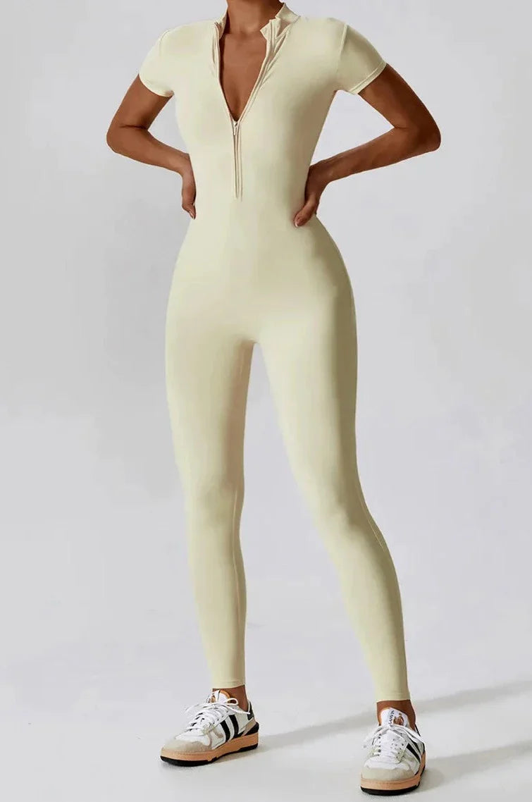 Kombinezon sportowy z krótkim rêkawem