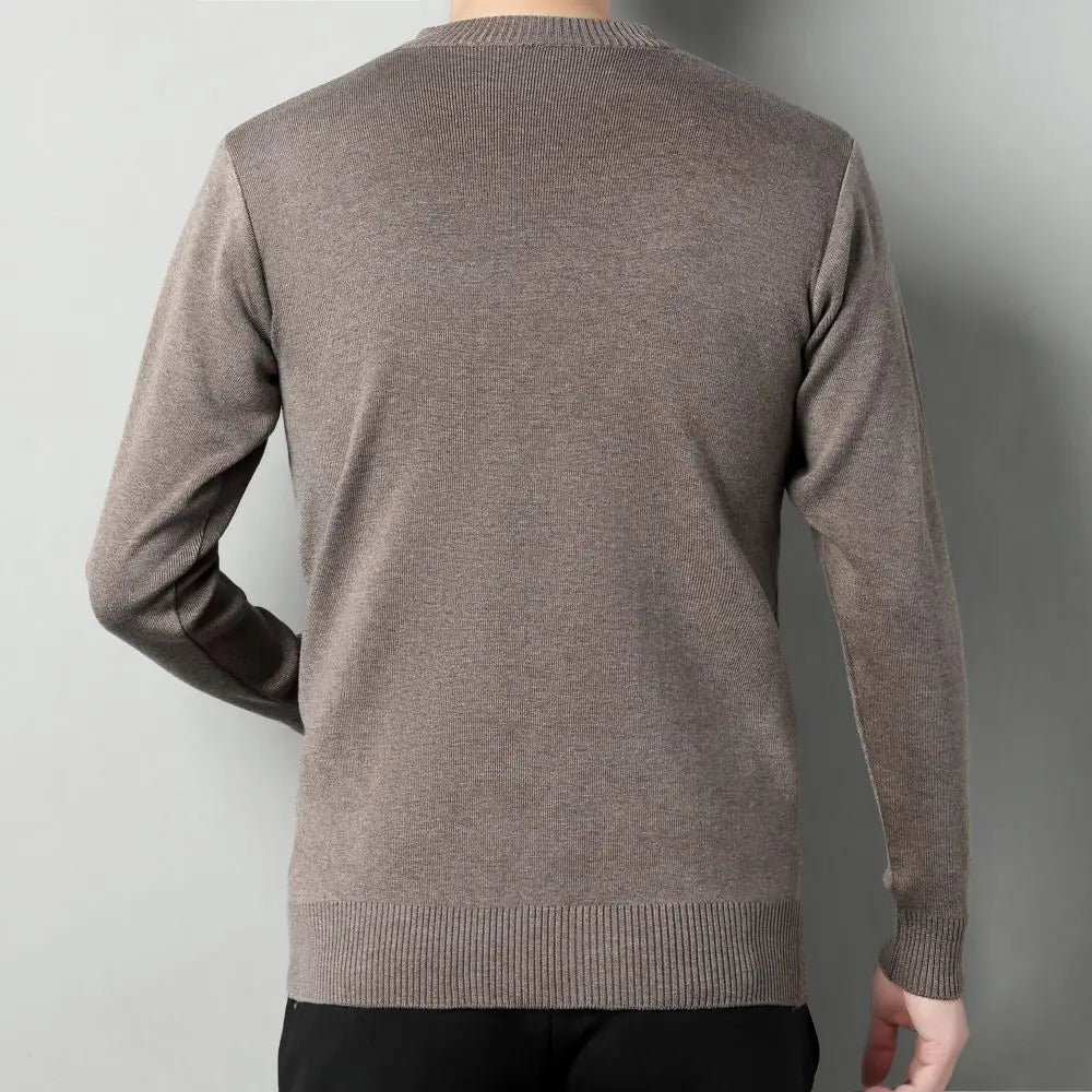 Sweter w kratkê