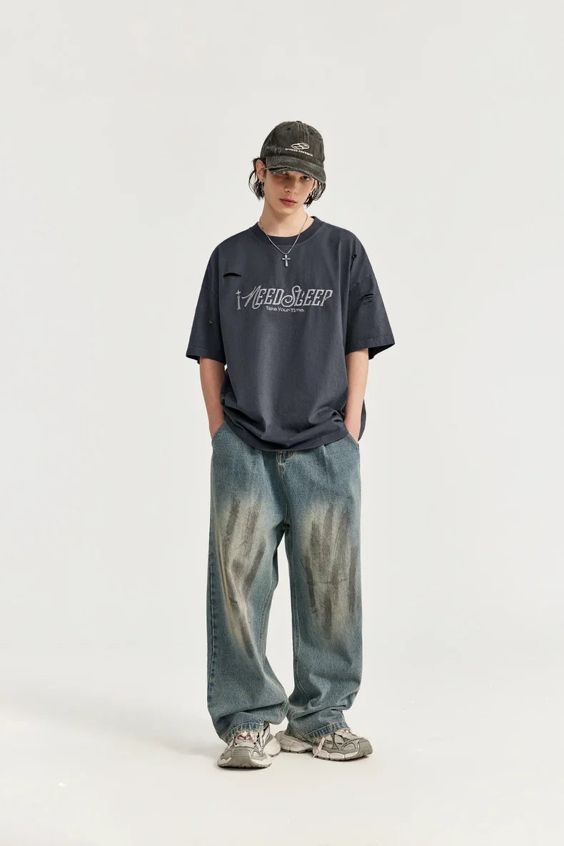 T-shirt oversize z dziurami i dziurami, haftowany