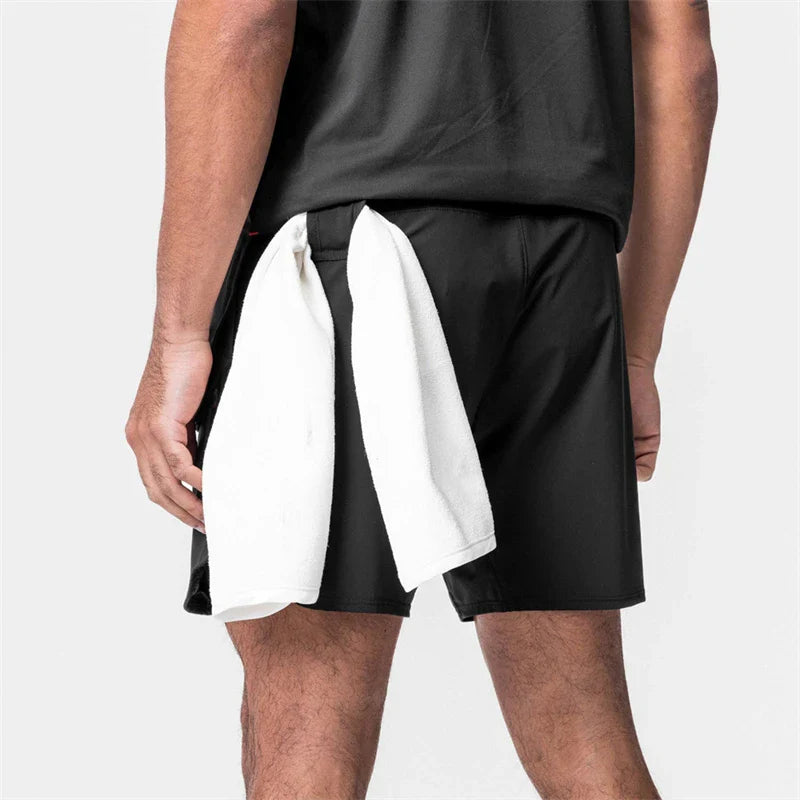 Sportowe luŸne spodenki