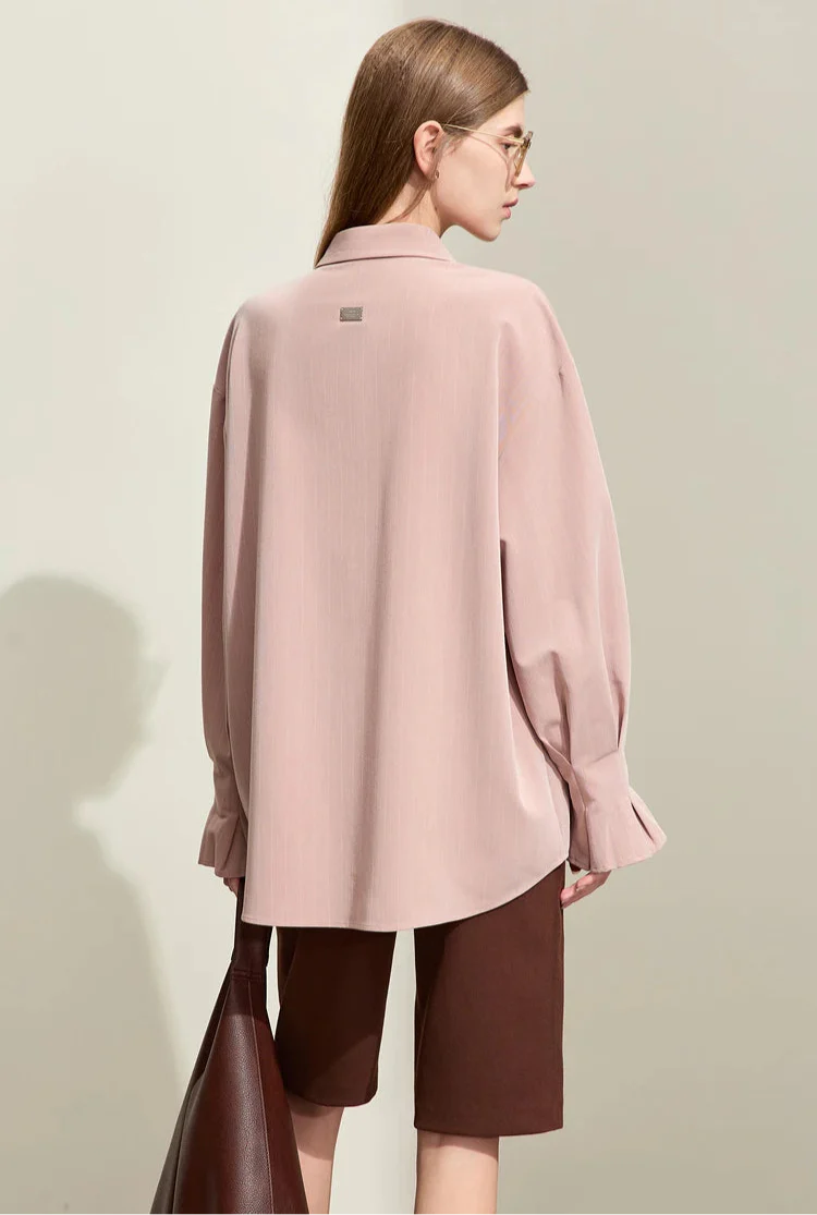 Luźna koszula w paski z długim rękawem