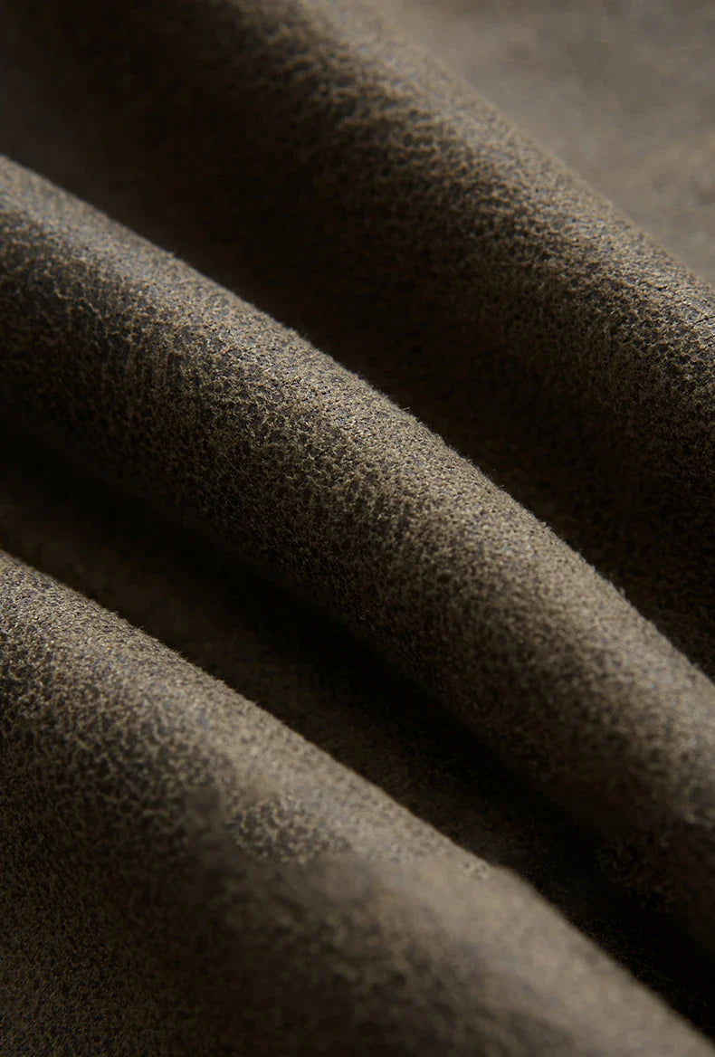 Zamszowe spodnie cargo w stylu vintage