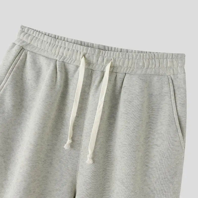 Bluza z dęugim rêkawem i spodenki z kapturem