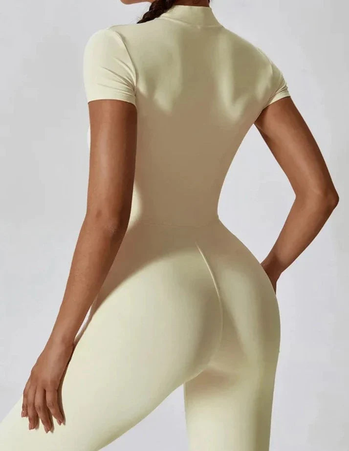 Kombinezon sportowy z krótkim rêkawem