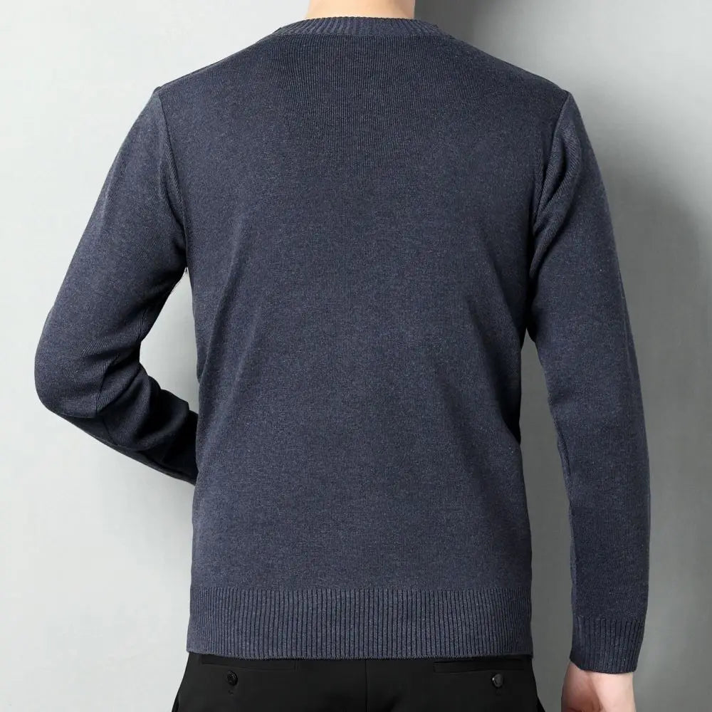 Sweter w kratkê