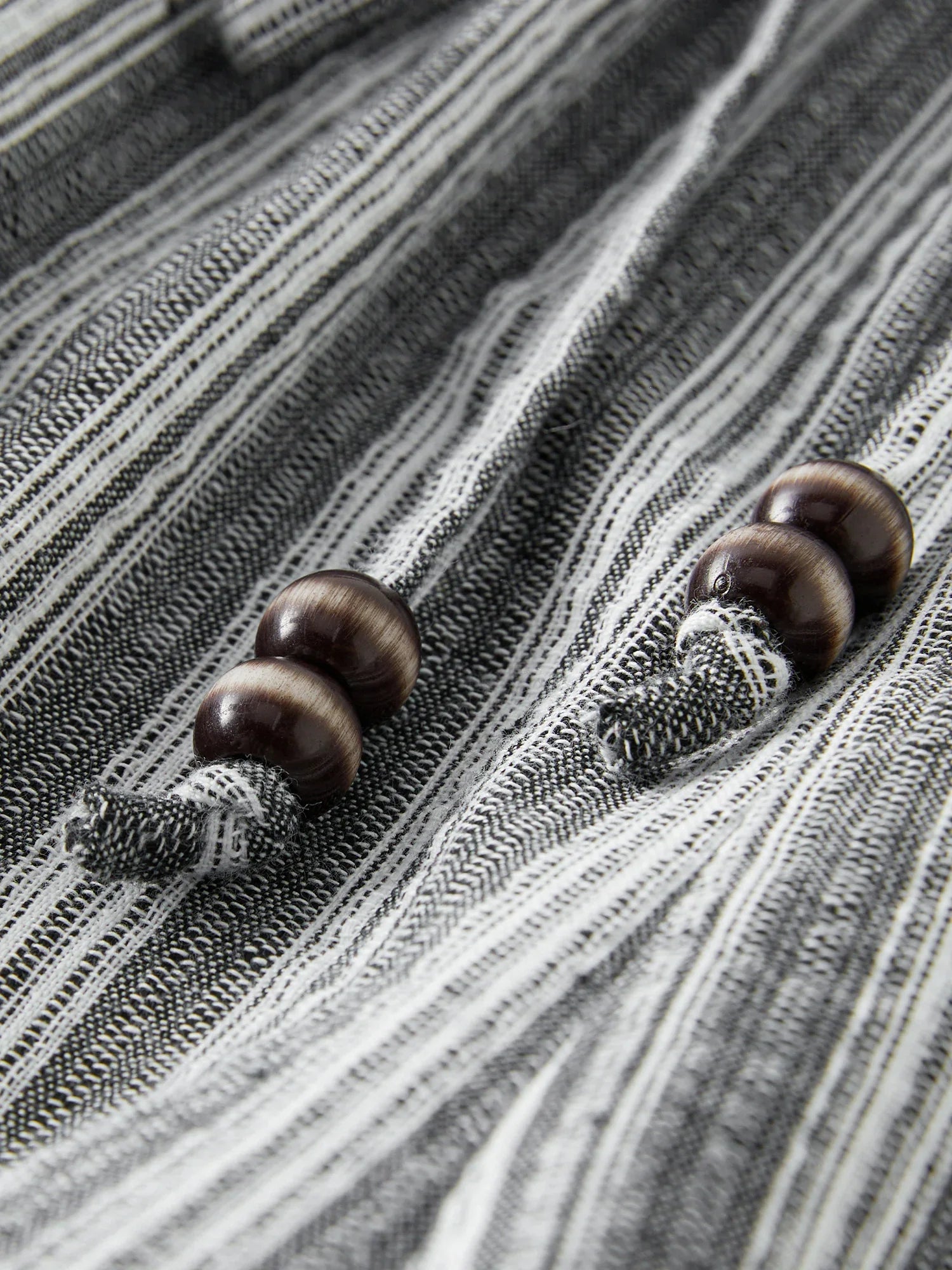 Luźne, proste spodnie z wysokim stanem