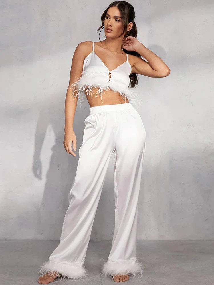 Komplet na ramiączkach z piórami