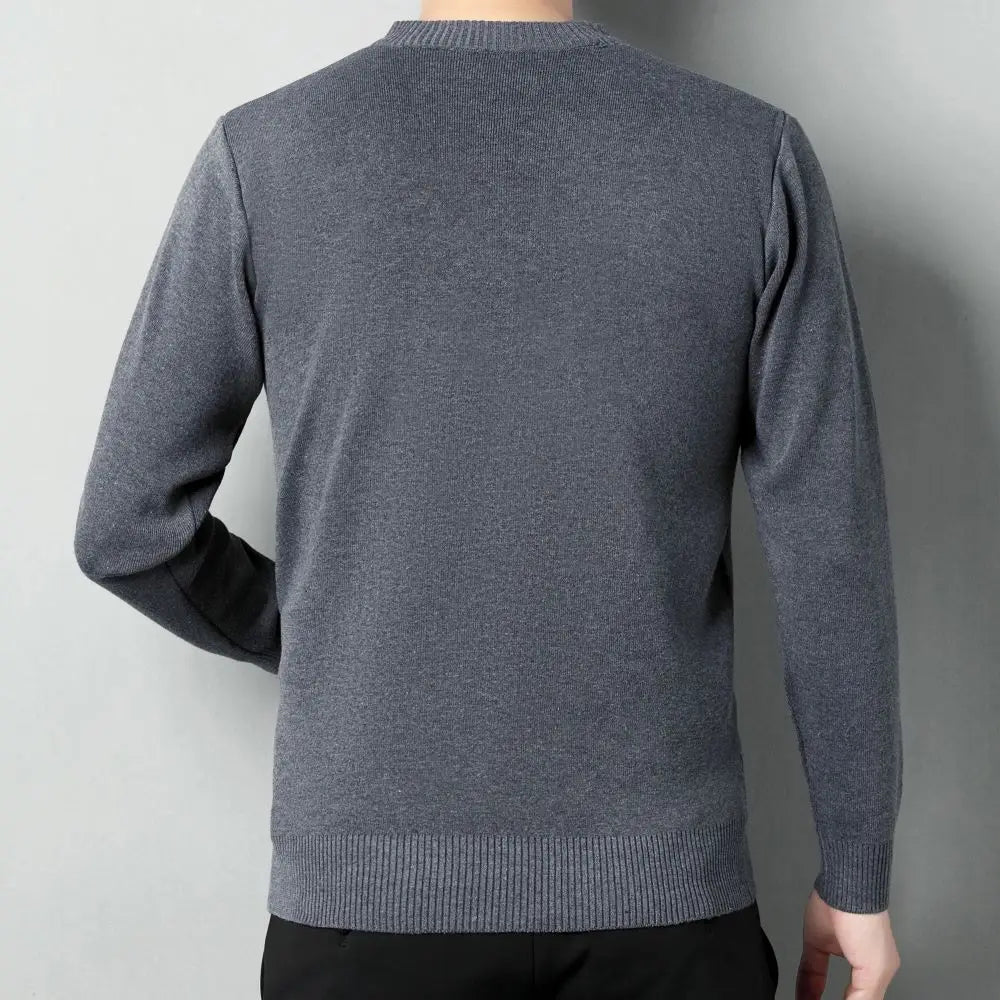 Sweter w kratkê