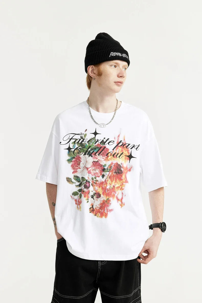 T-shirt z nadrukiem w pęomienny kwiatowy wzór