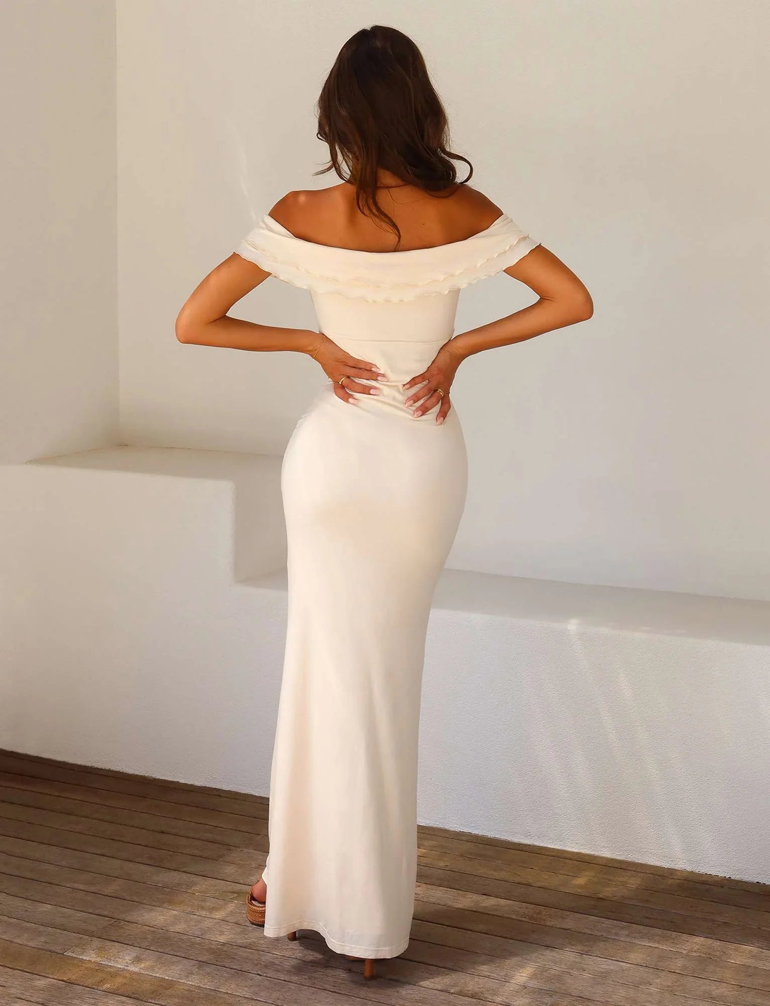 Płaszczowa sukienka francuska