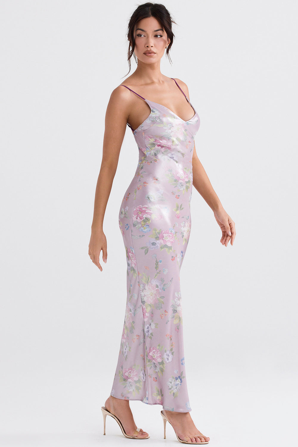 Fioletowa sukienka maxi w kwiaty