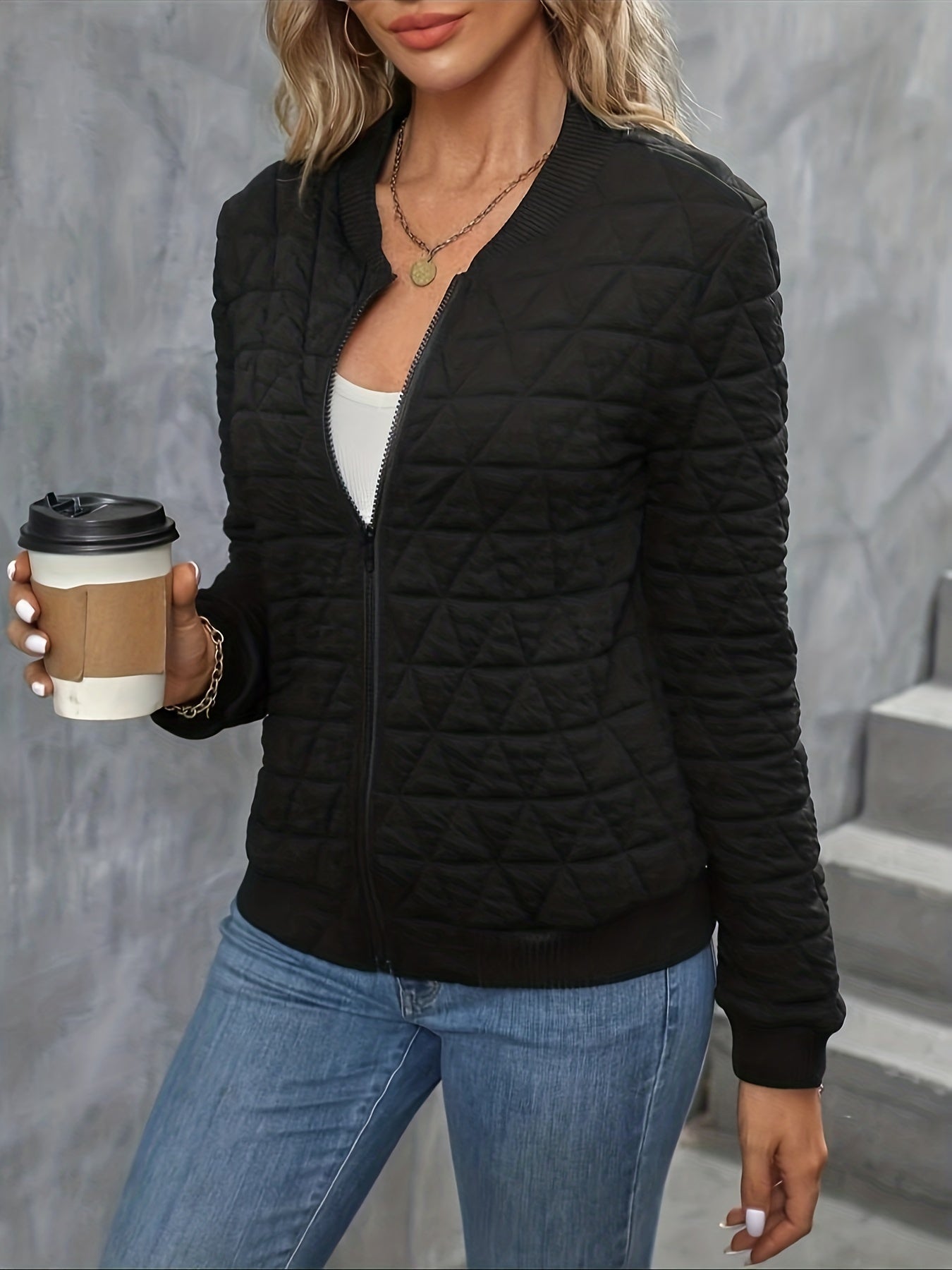 Strukturalna czarna kurtka bomber dla kobiet