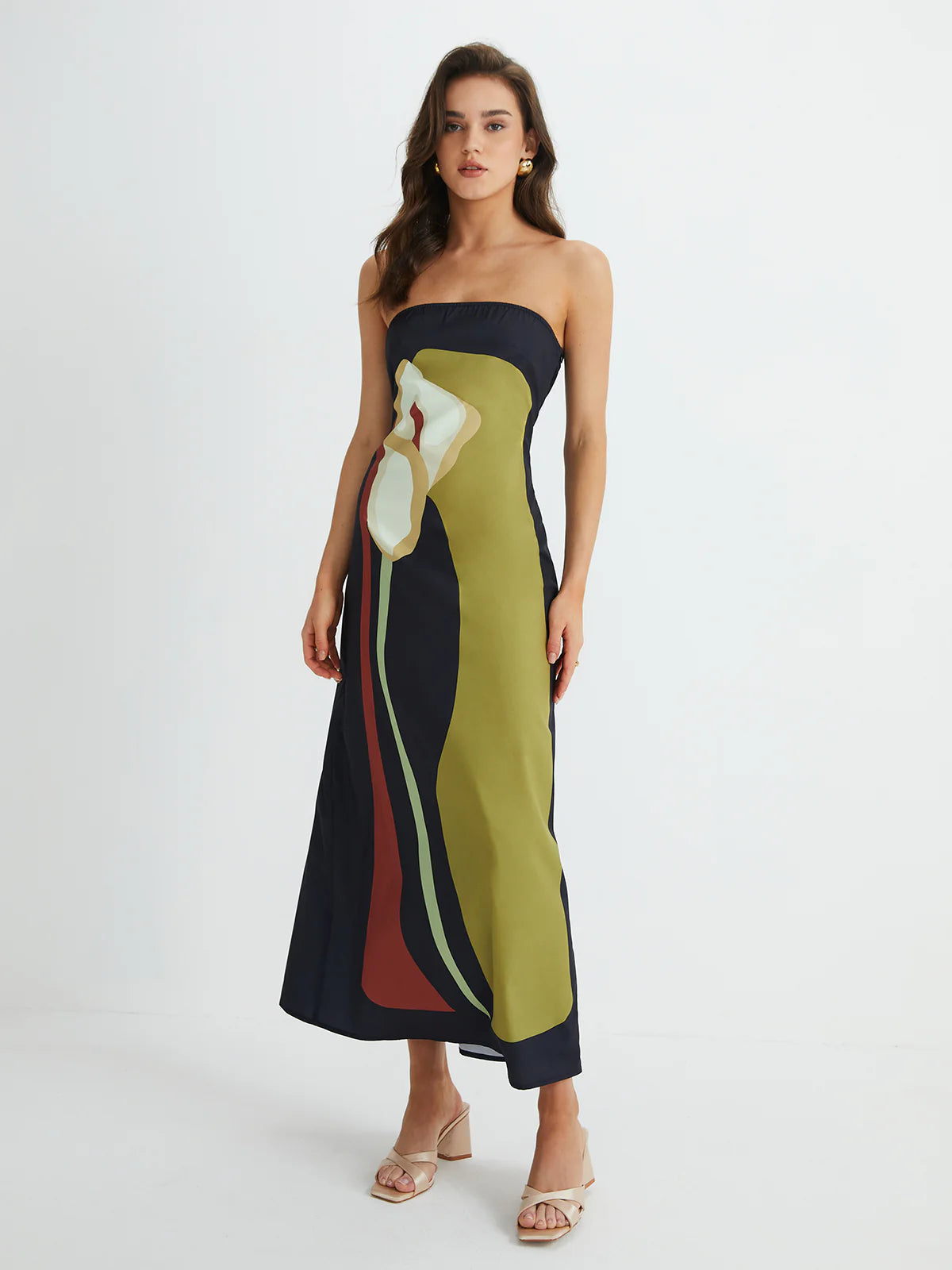 Sukienka bandeau midi w kolorze zielonym