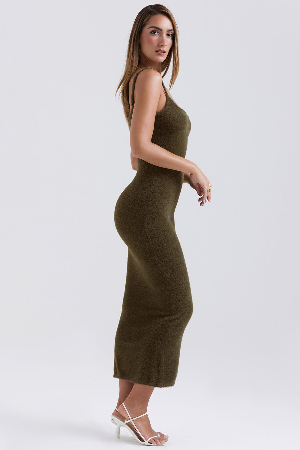Sukienka maxi z miêkkiej, puszystej dzianiny w kolorze khaki