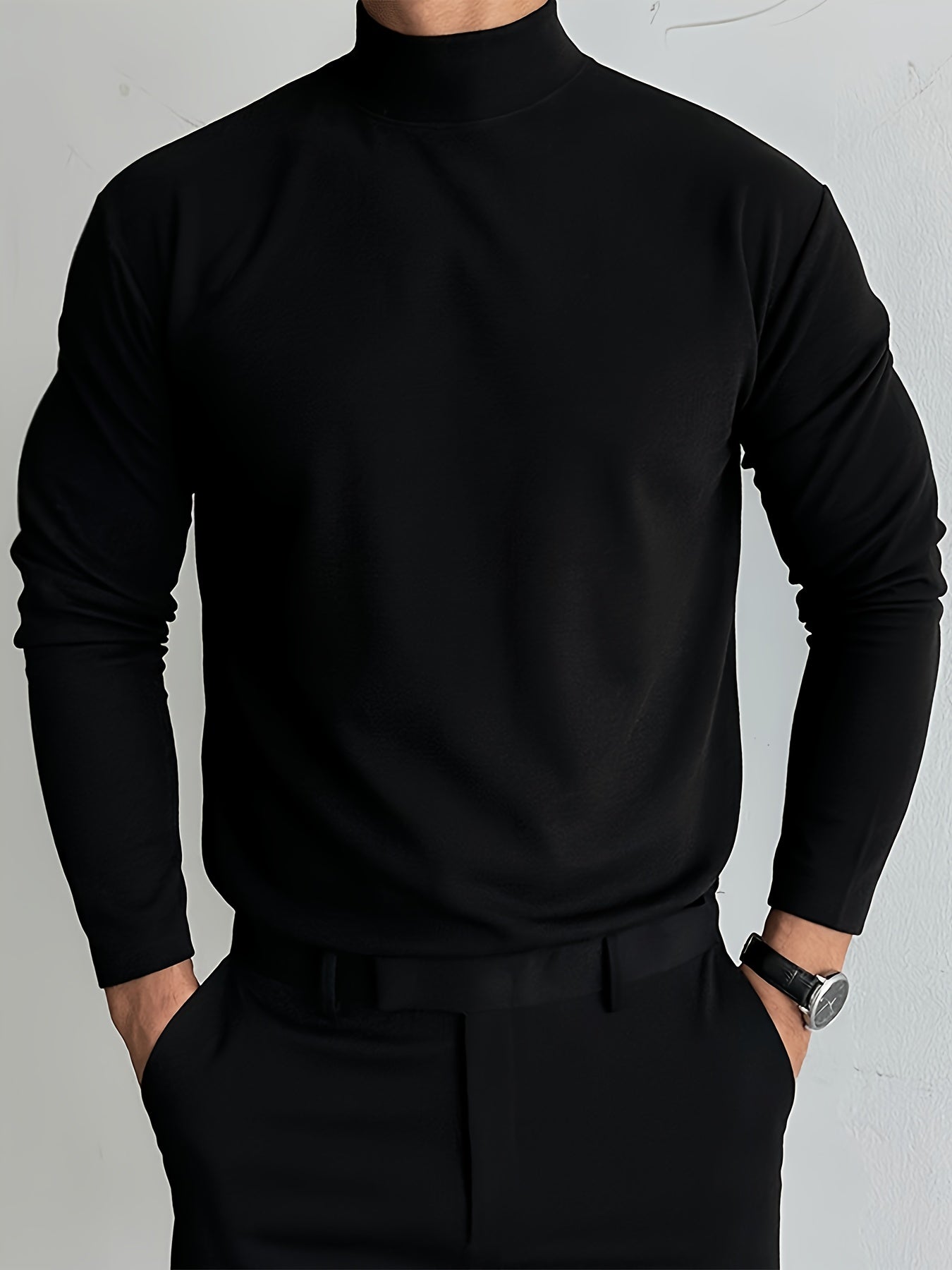 Sweter mêski ze stójką, wykonany z dzianiny