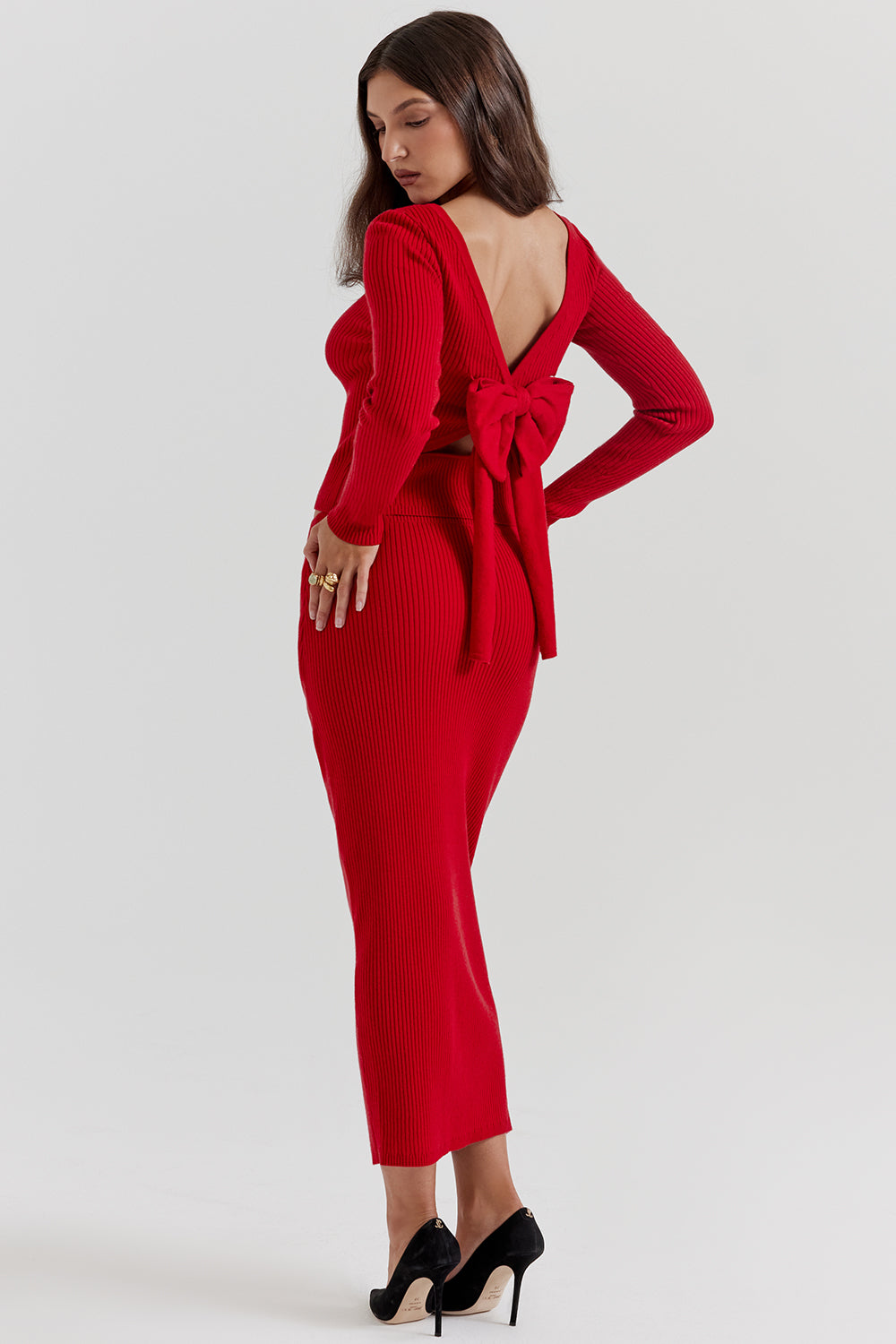 Sweter z mieszanki kaszmiru w kolorze szkaręatnym, z kokardką